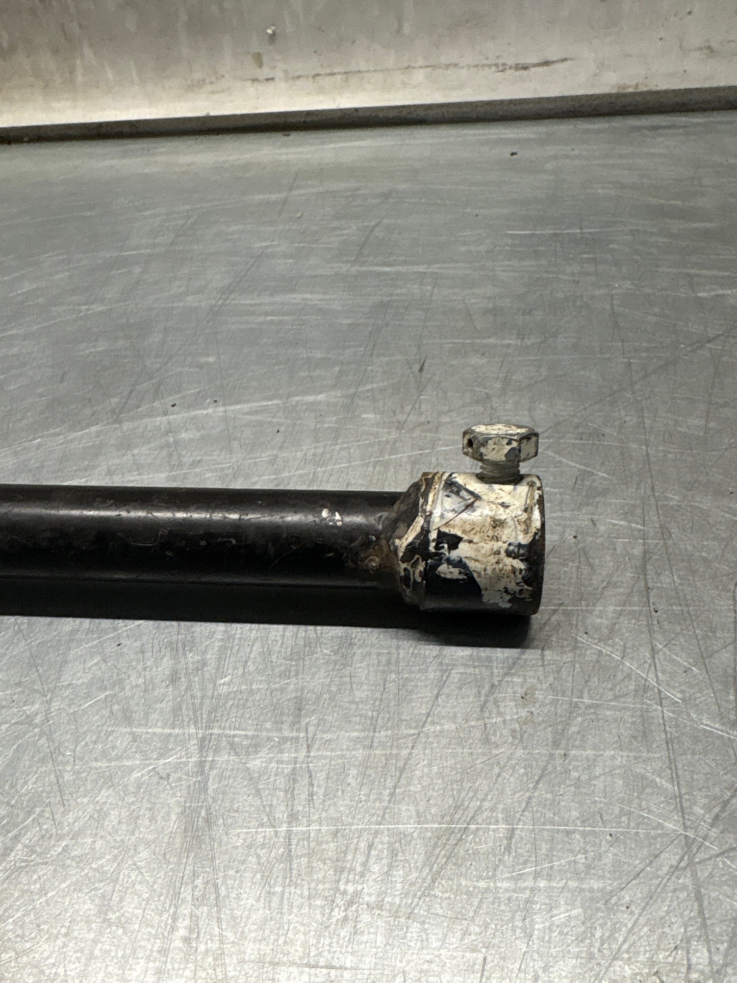 Porsche 924/944 gear shift rod, used 94442401900