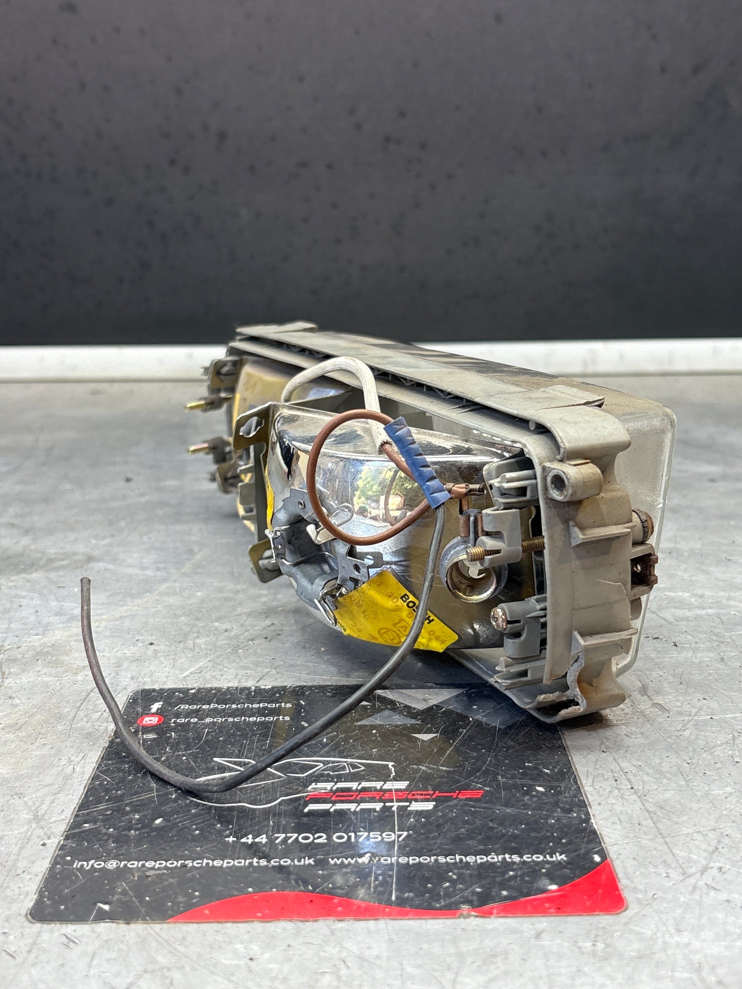 Porsche 944 S2 Turbo right foglight 95163121200 / 0305200701 used