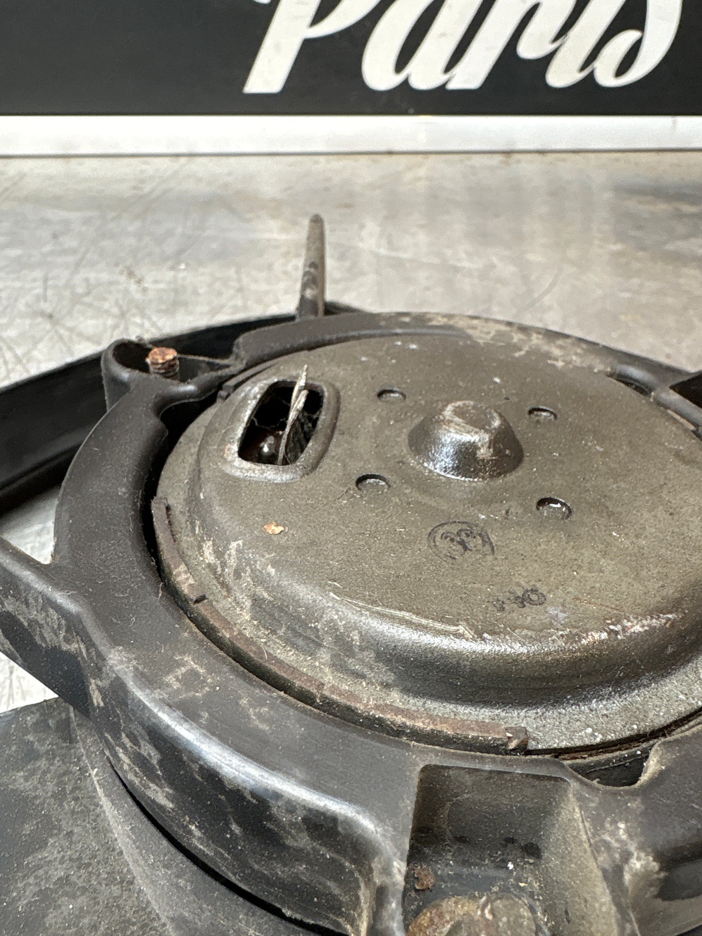 Porsche early 944 / 924 radiator fan, used 94410614102 / 94462402101