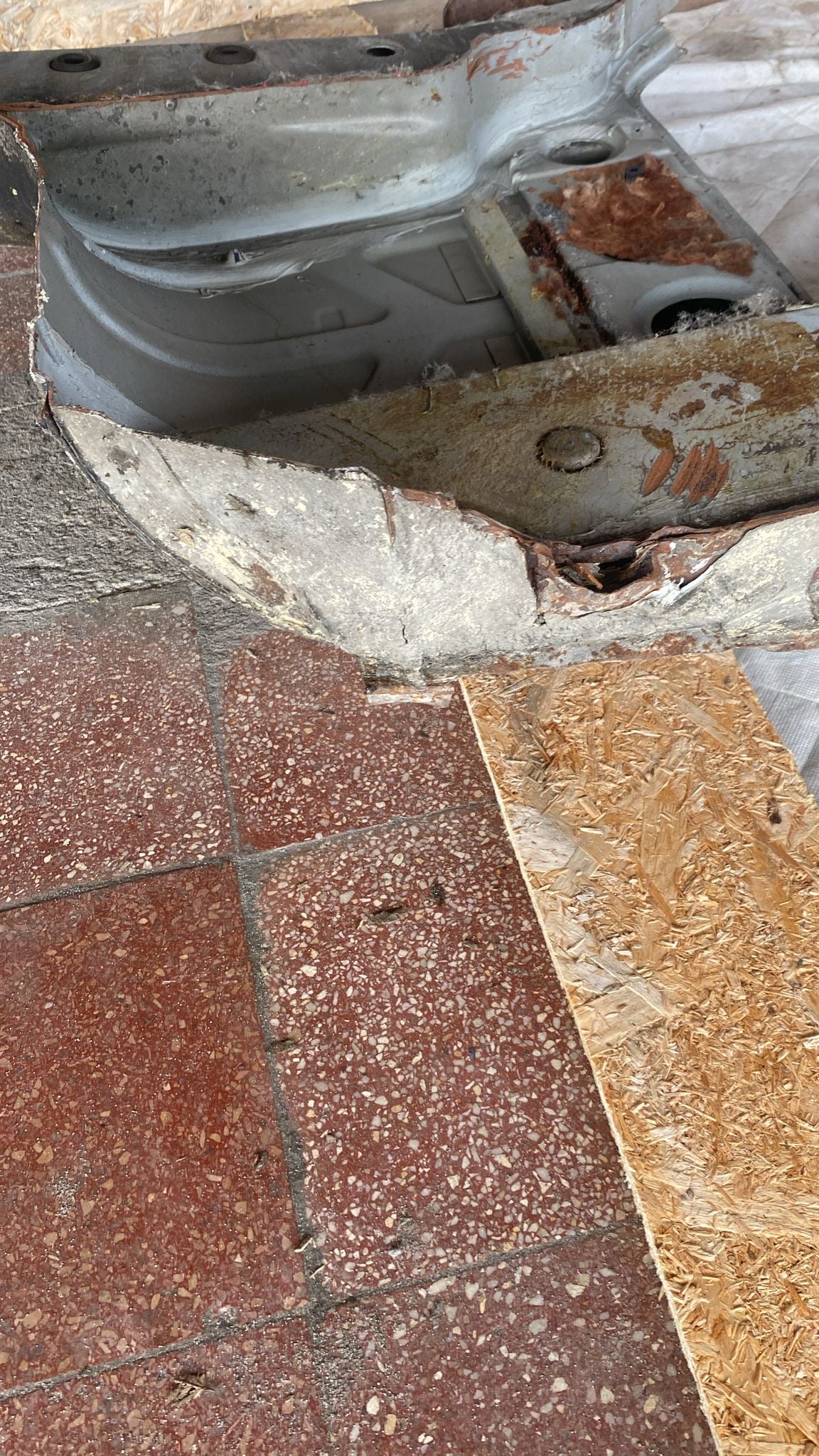 Porsche 924 76-79 Right sill / fender section, 477809602B cut