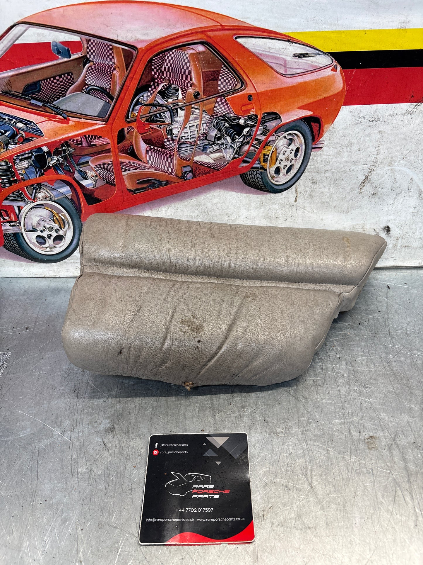 Porsche 928 rear right seat cushion, white, leather, used 92852206051