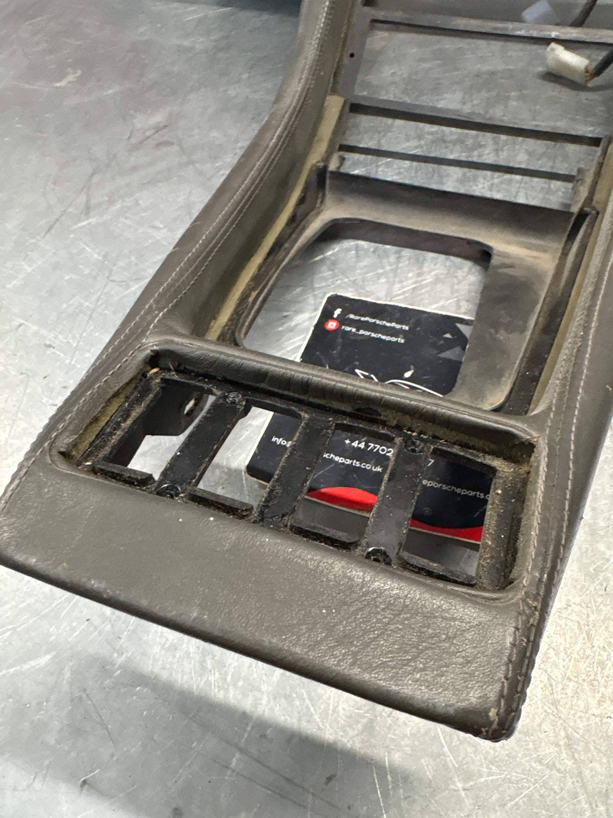 Porsche 928 S Mittelkonsole 92855206304 gebraucht
