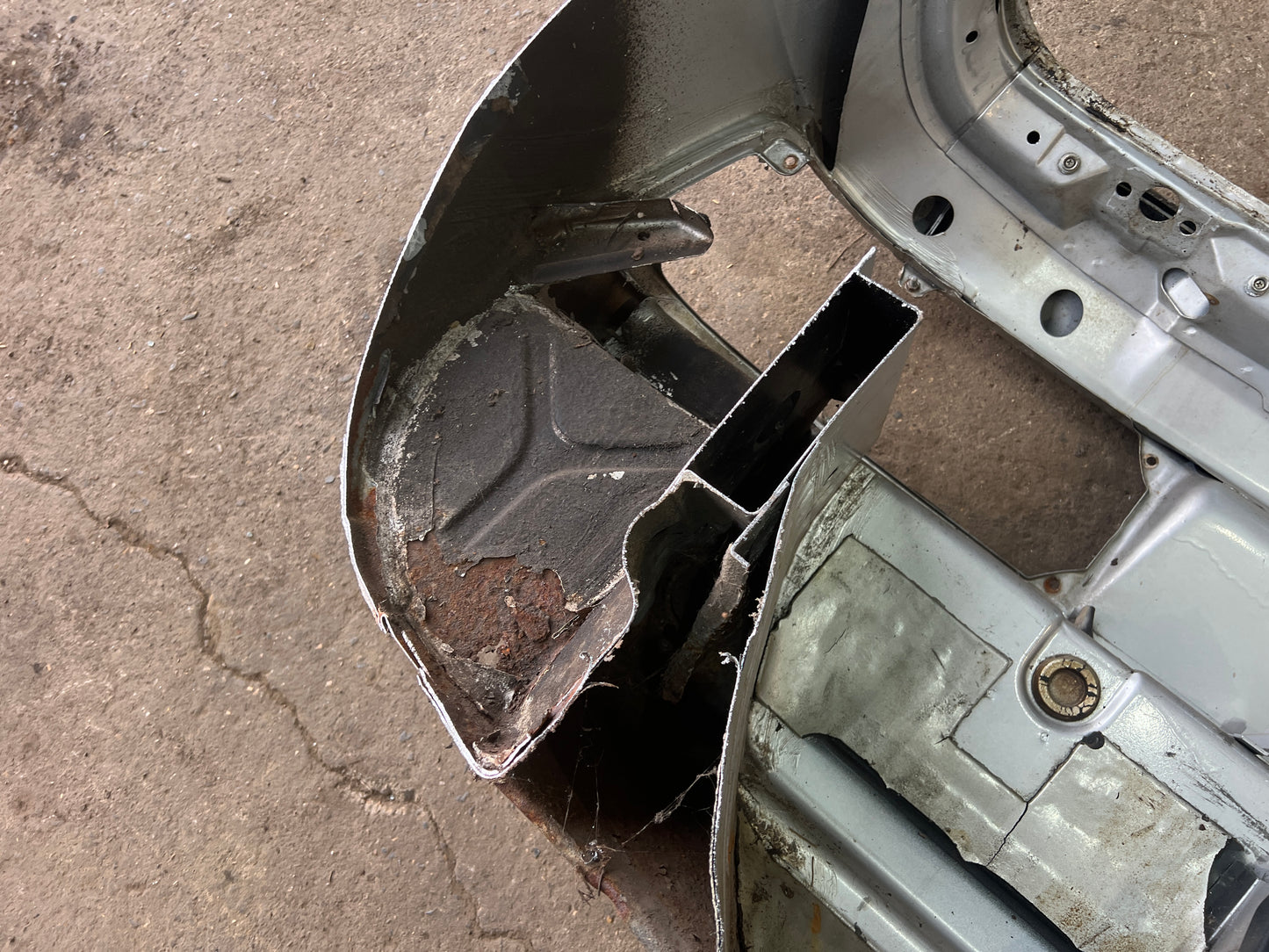 Porsche 924  rear panel cut used