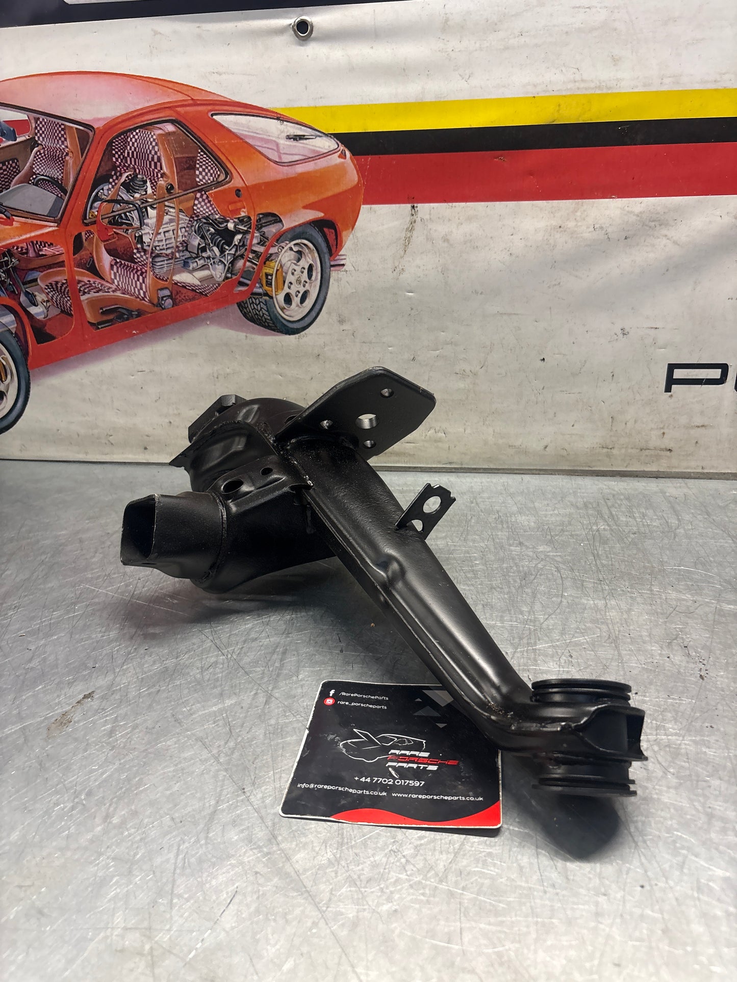 Porsche 924 944  -85.5 Rear right trailing arm,  refurbished 94433102200