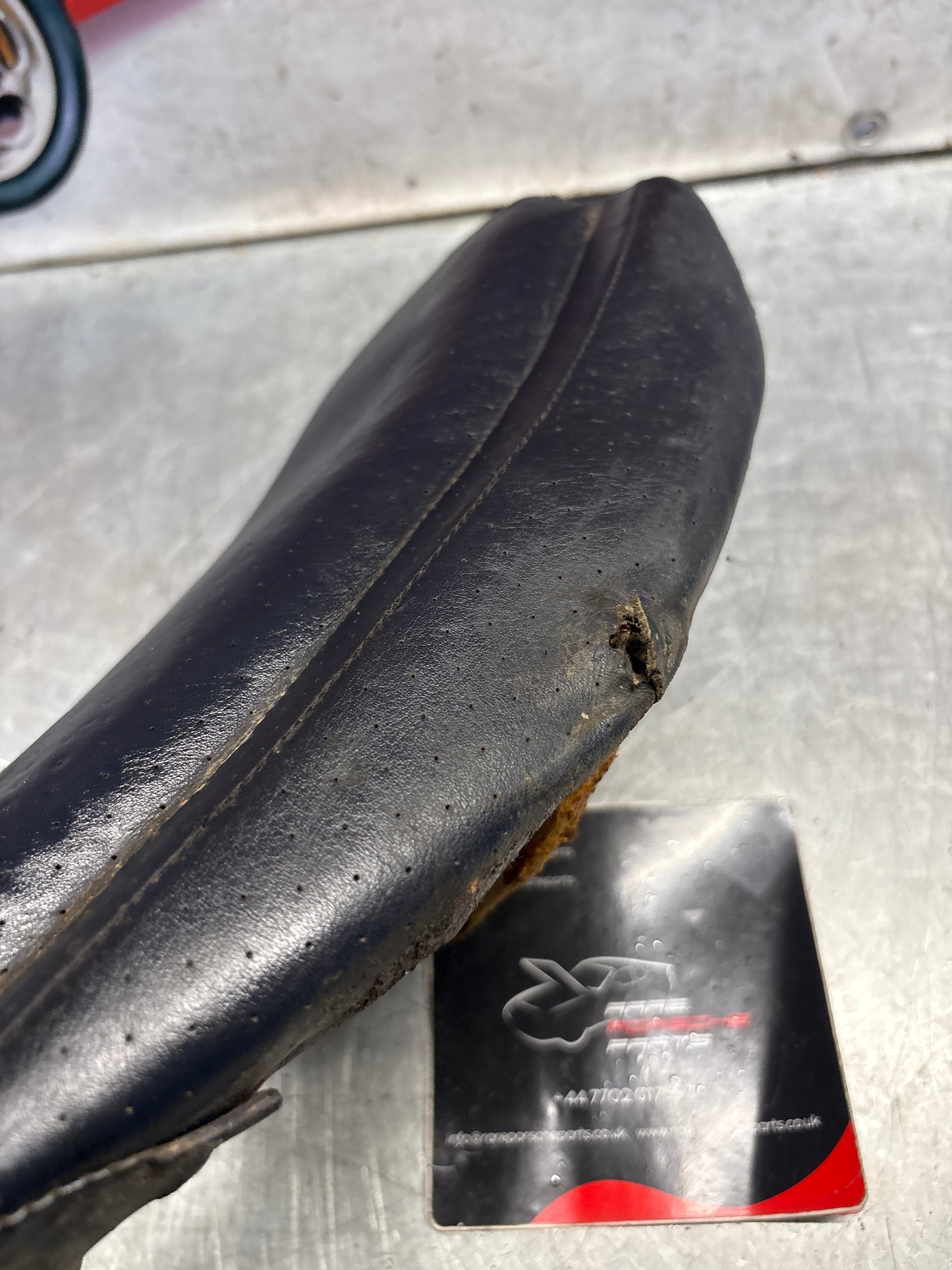 Porsche 928 rear left seat centre cushion,blue, leather, used 92852208751