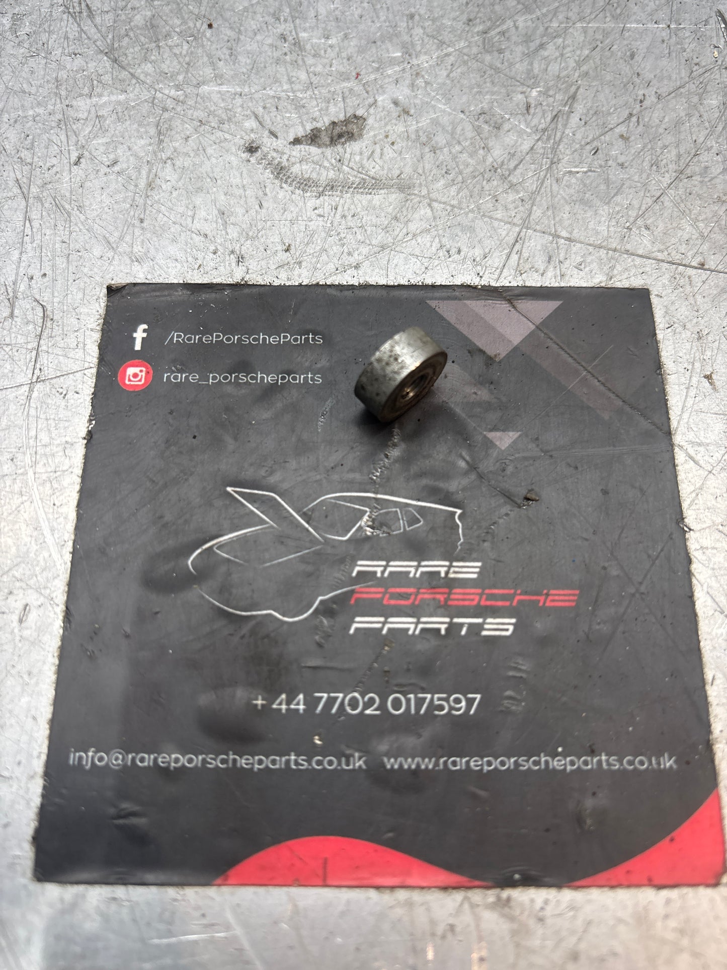 Porsche 944 S2 3.0 16V rotor spacer bushing, 94410513702