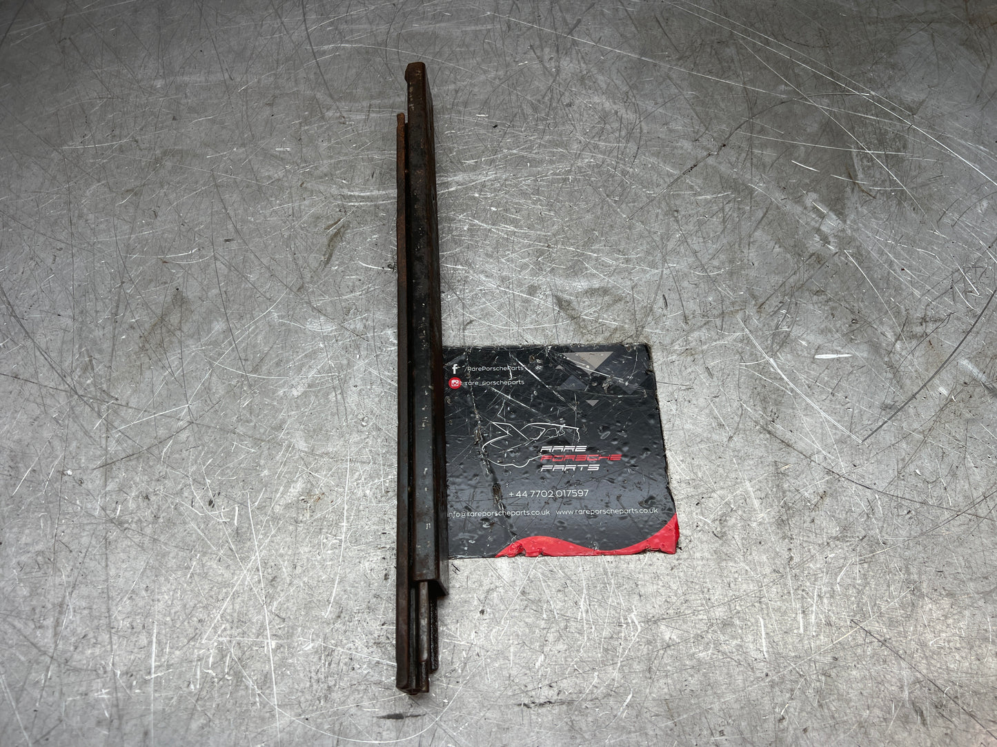 Porsche 924 944 911 seat runner 94452149100