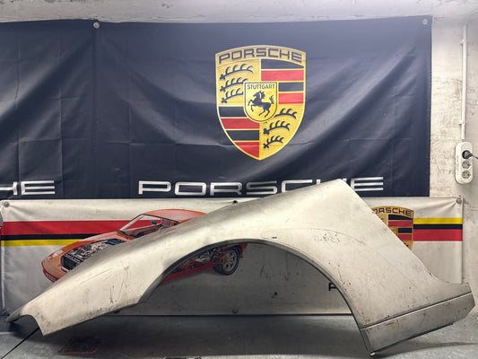 Porsche 911 993 rear right fender cut, used 99350390200