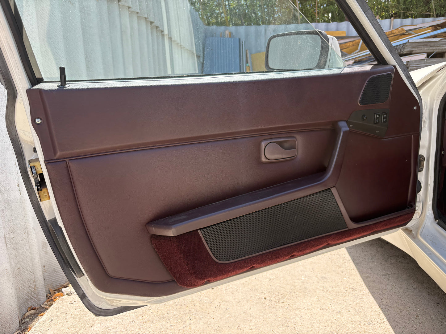 Porsche 944 Turbo/S2 complete Burgundy Interior with Recaro Sport seats, LHD