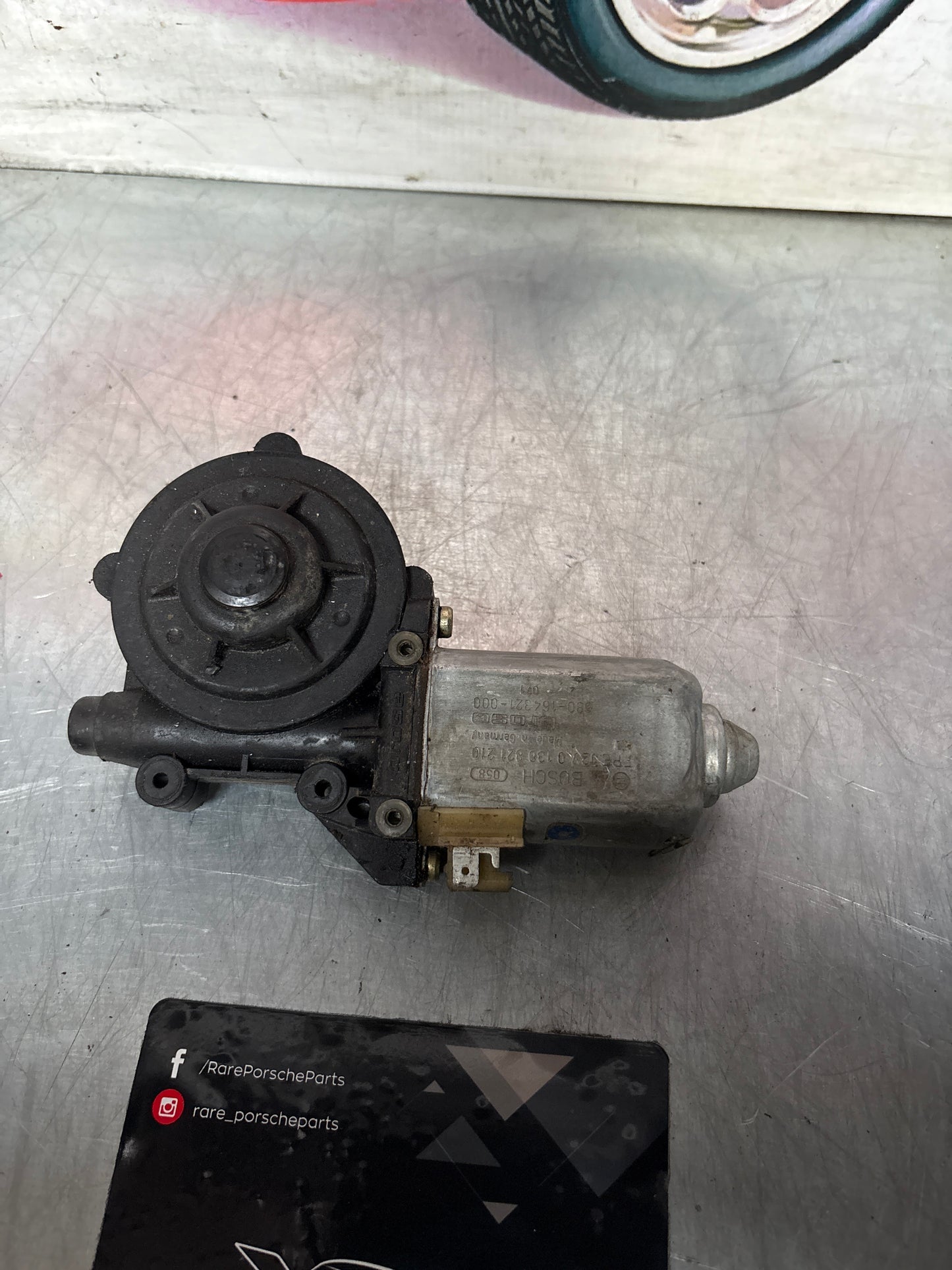 Porsche 911 964 Left window motor, used 0130821210