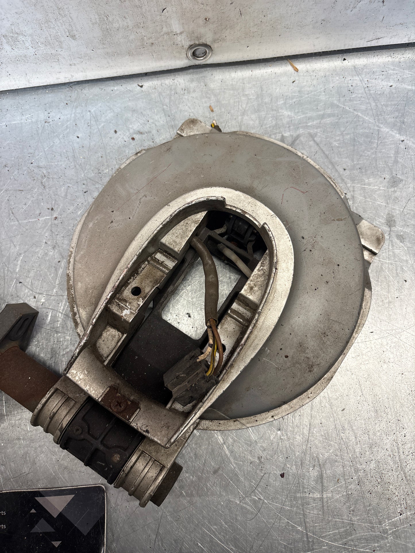 Porsche 928 right headlight swivel frame 92875024902 92875024302 used