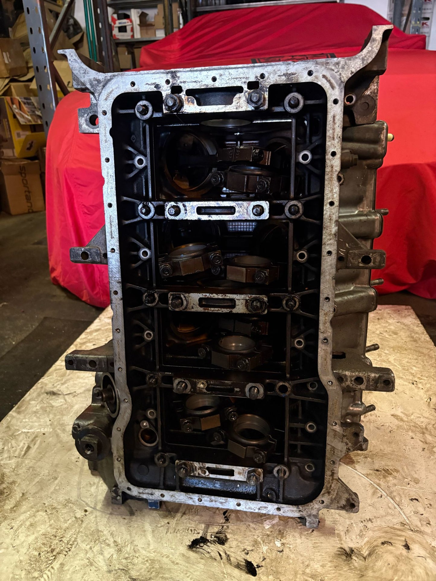 Porsche 928 M28/01 4.5 block with pistons, used