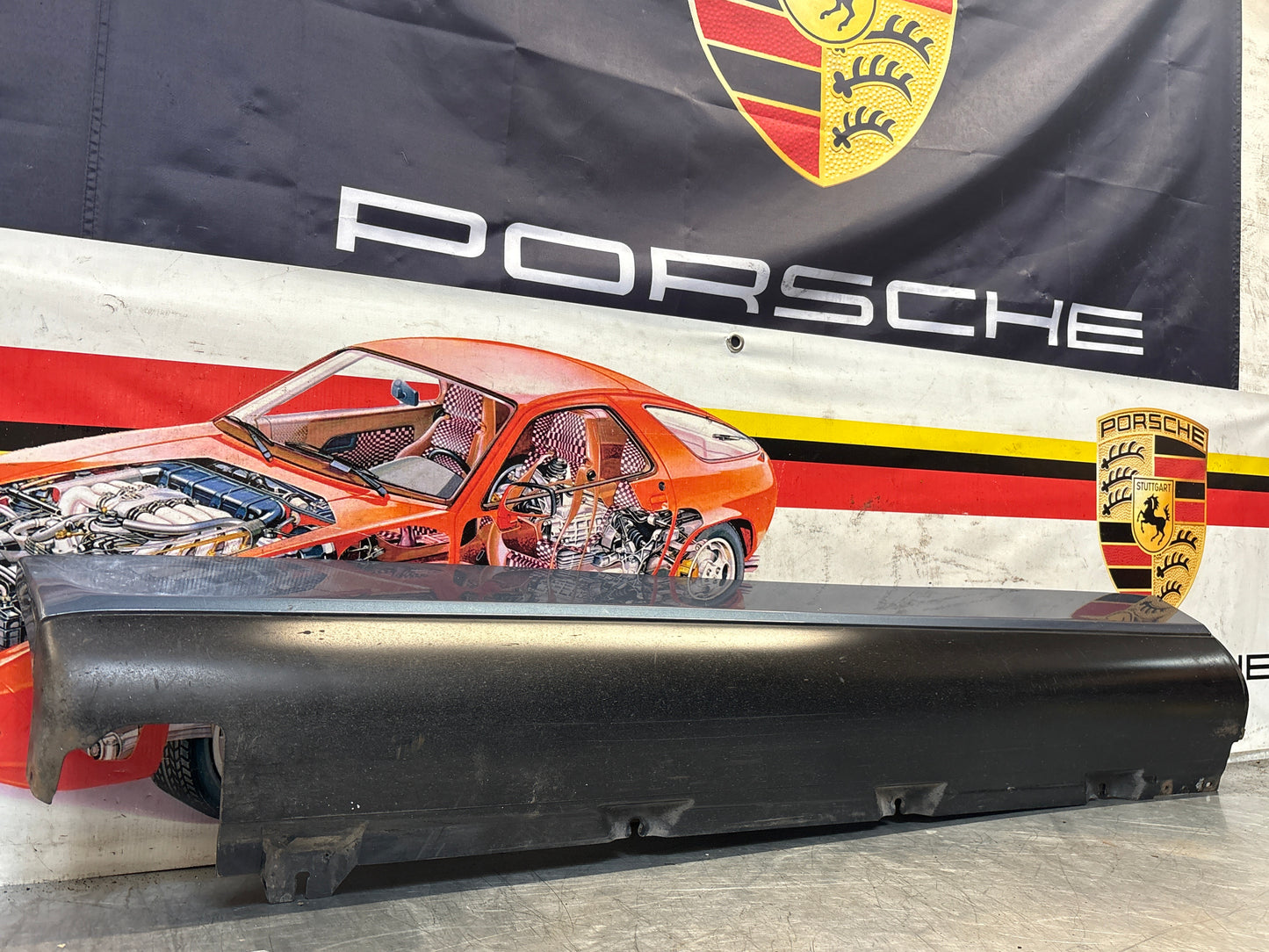 Porsche 911 964 left side sill cover, used 96455919301