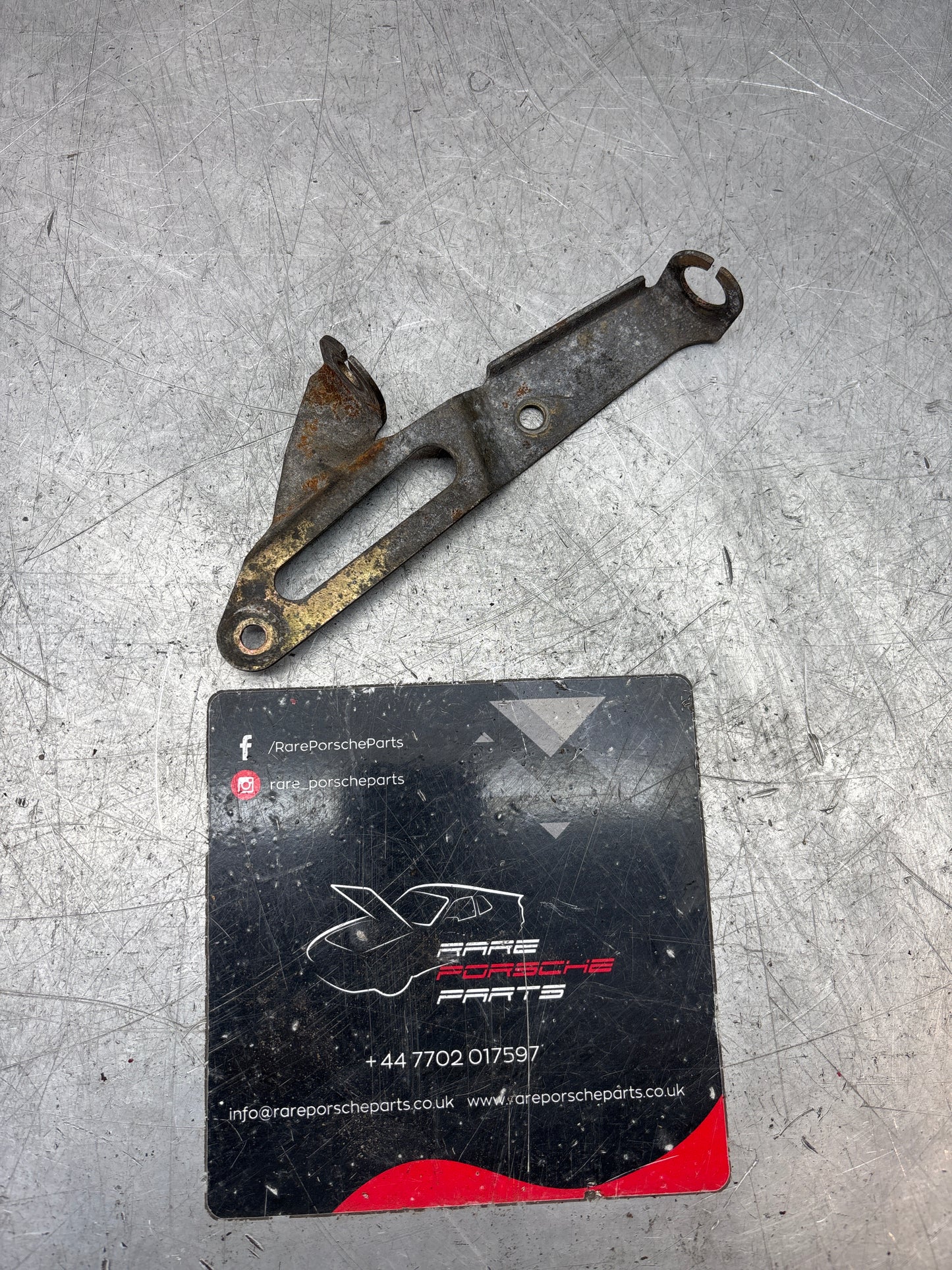 Porsche 944S 16V accelerator cable bracket used, 94411022600