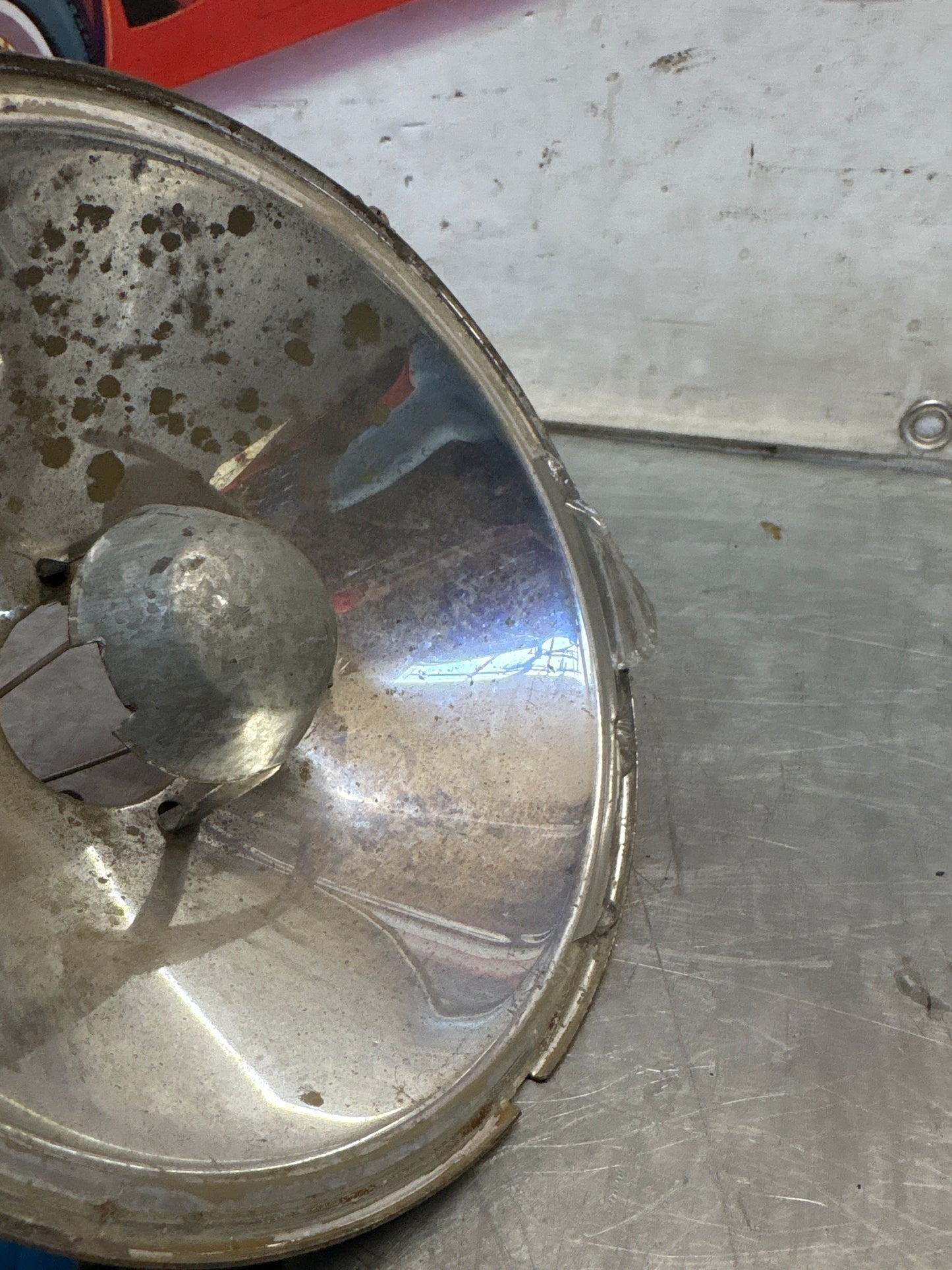 Porsche 924 944 headlight housing, LHD used 477941771