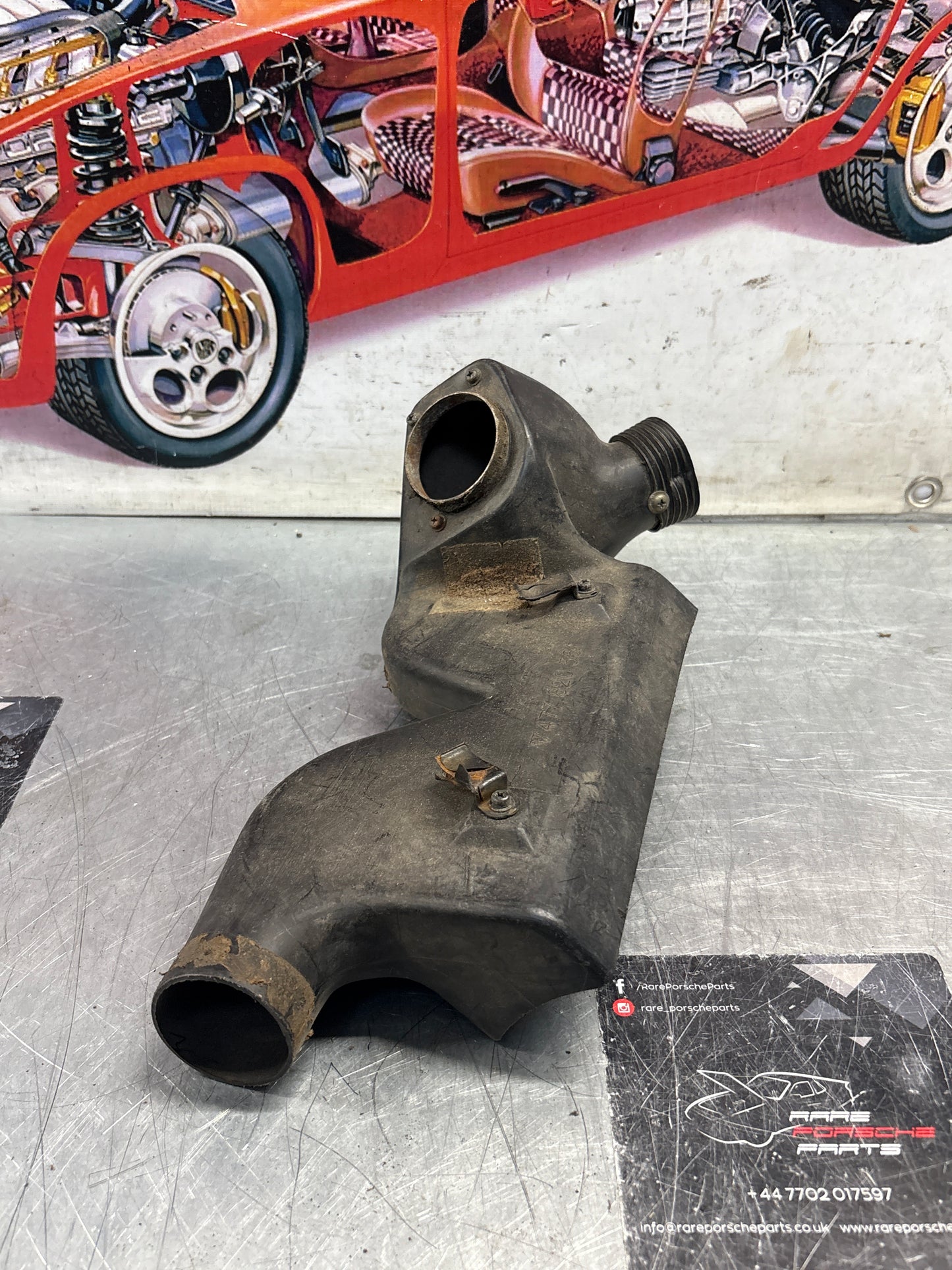 Porsche 924 mixing chamber, used 477820361