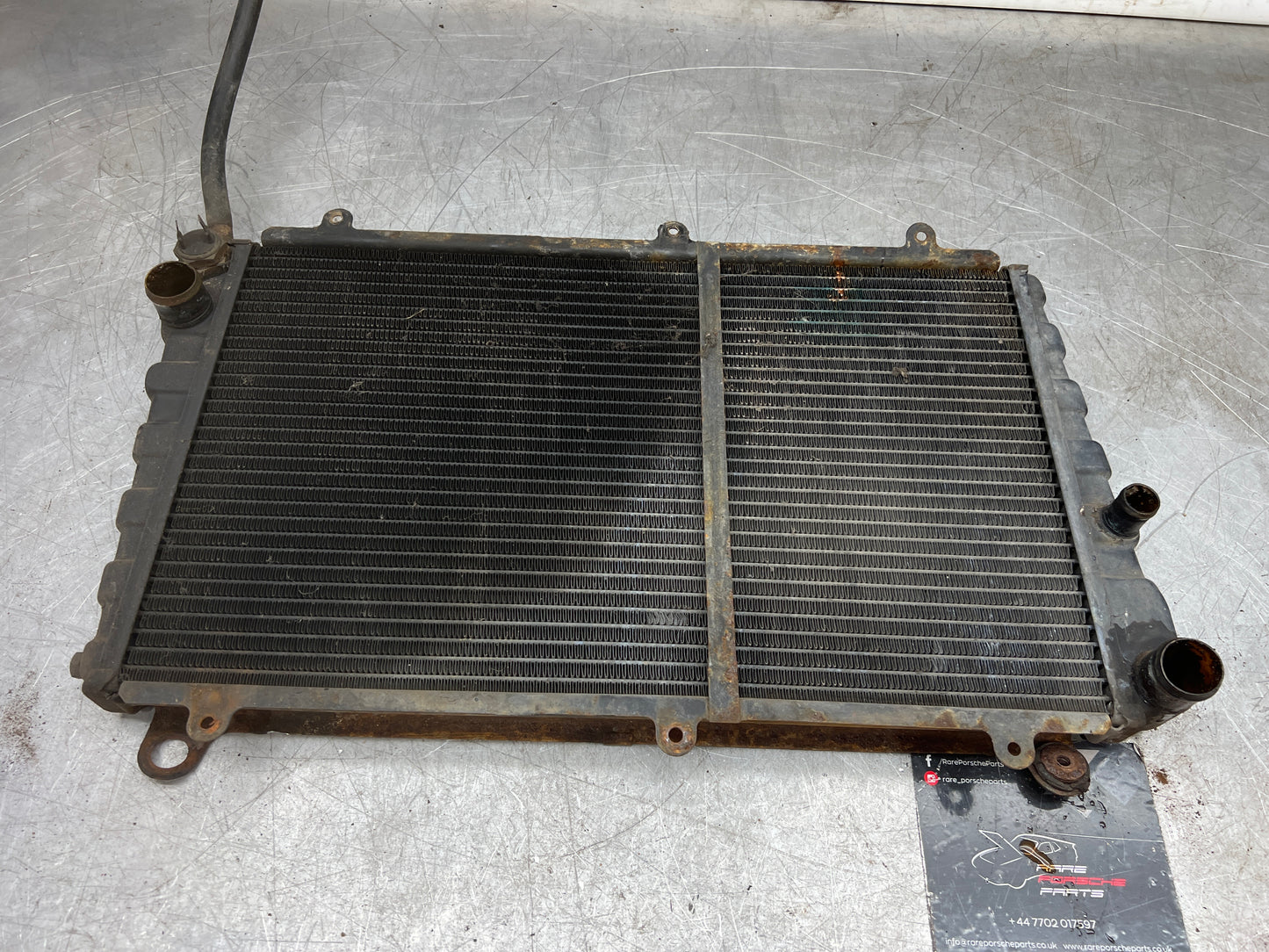 Porsche 924 radiator used 477121251A