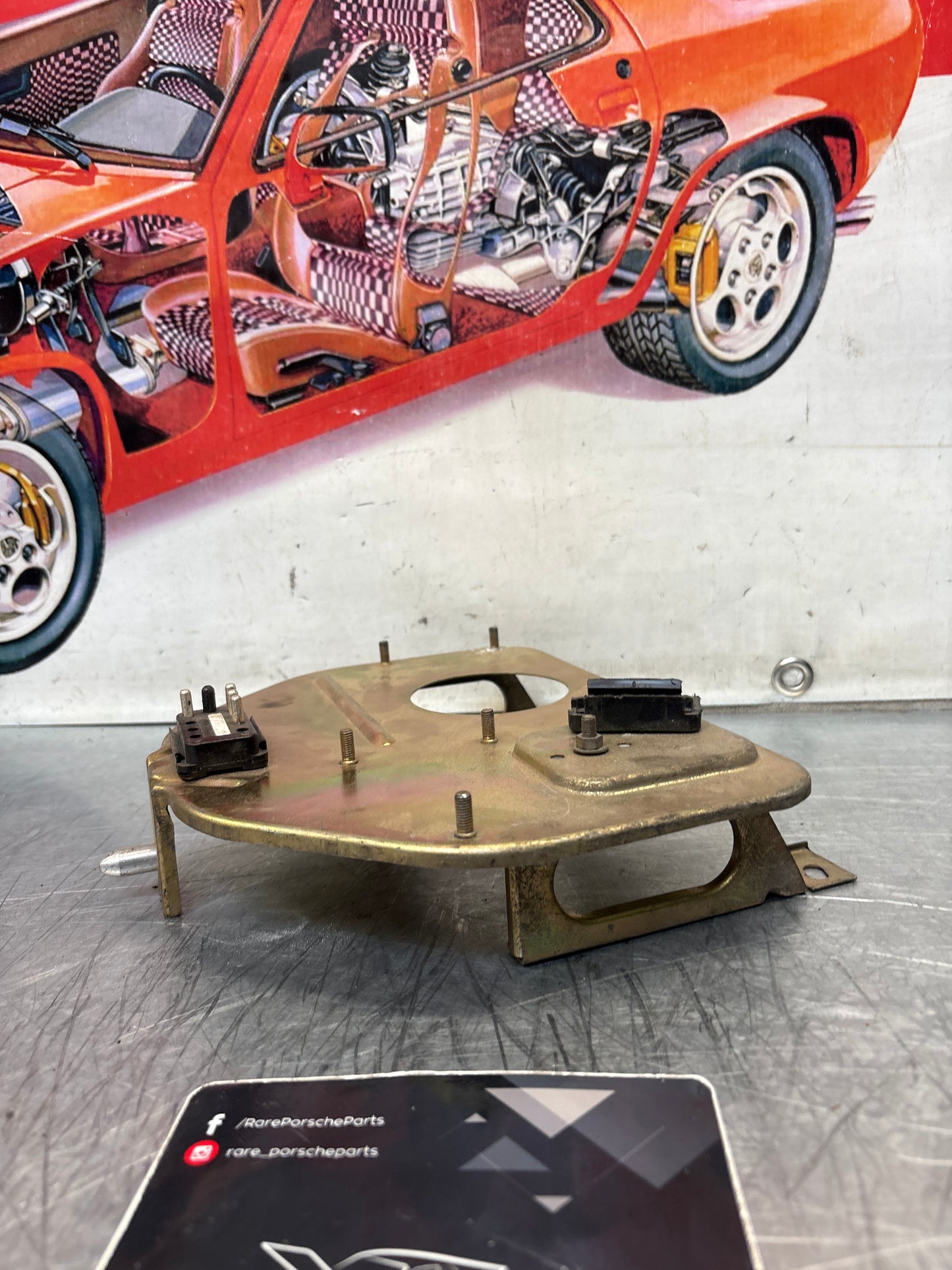Porsche 928 ECU bracket, used 92861823101