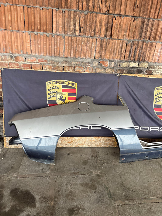 Porsche 944 Right side cut, rear fender with sill 94450390403, 94450361200