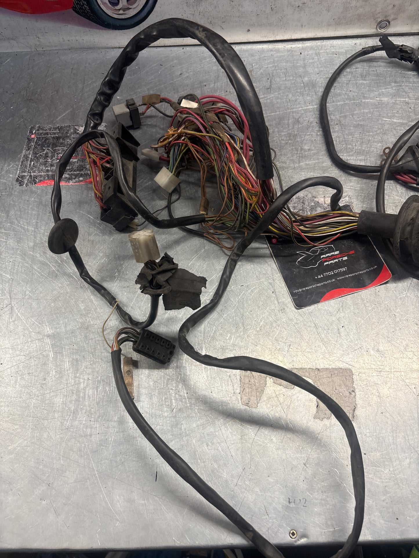 Porsche 924 Turbo / S2 / Carrera GT LHD Engine bay wiring loom without aircon, used 477971071GB