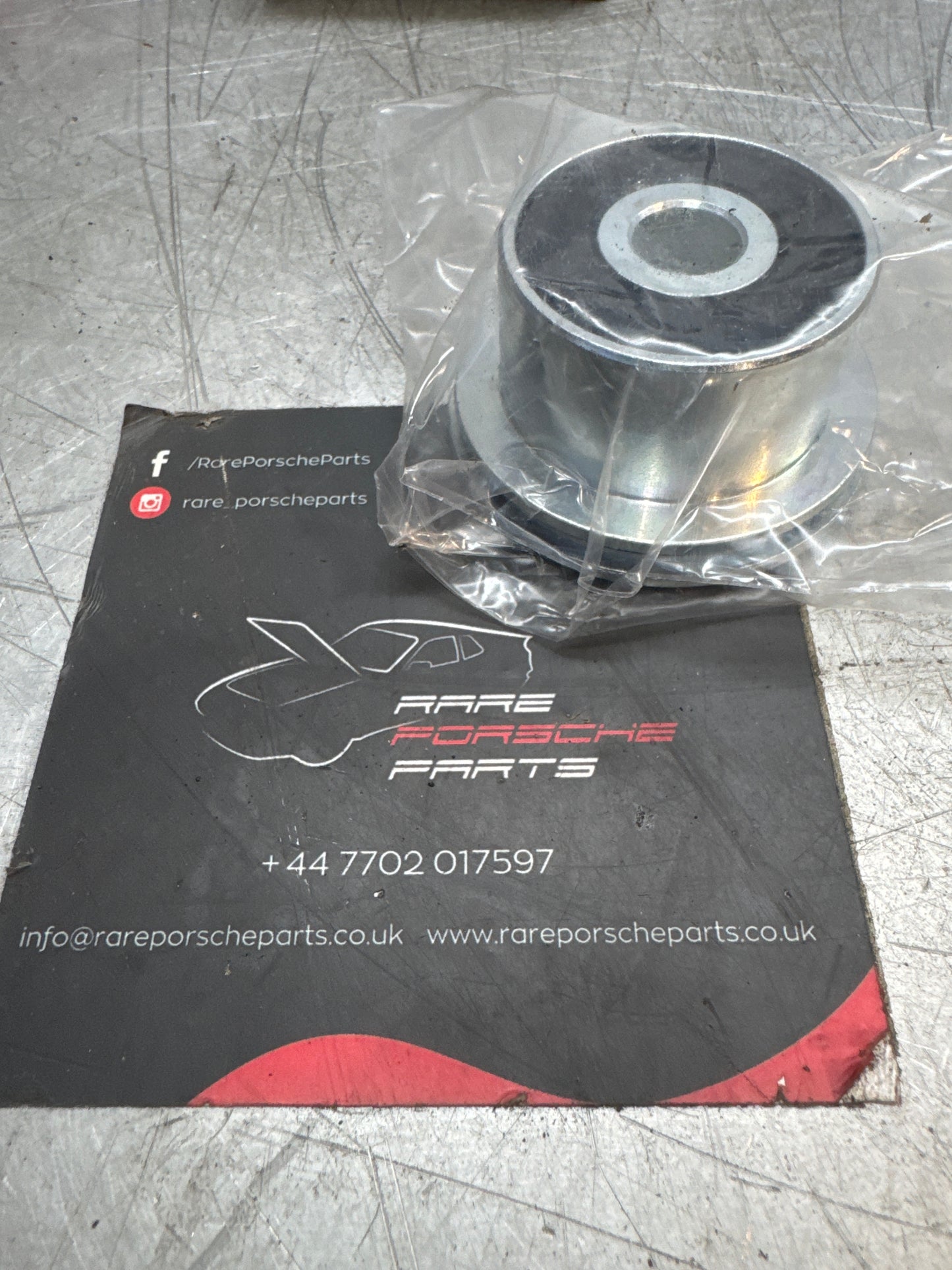 Porsche 924 / 944 trailing arm inner bush PCG501541 NOS