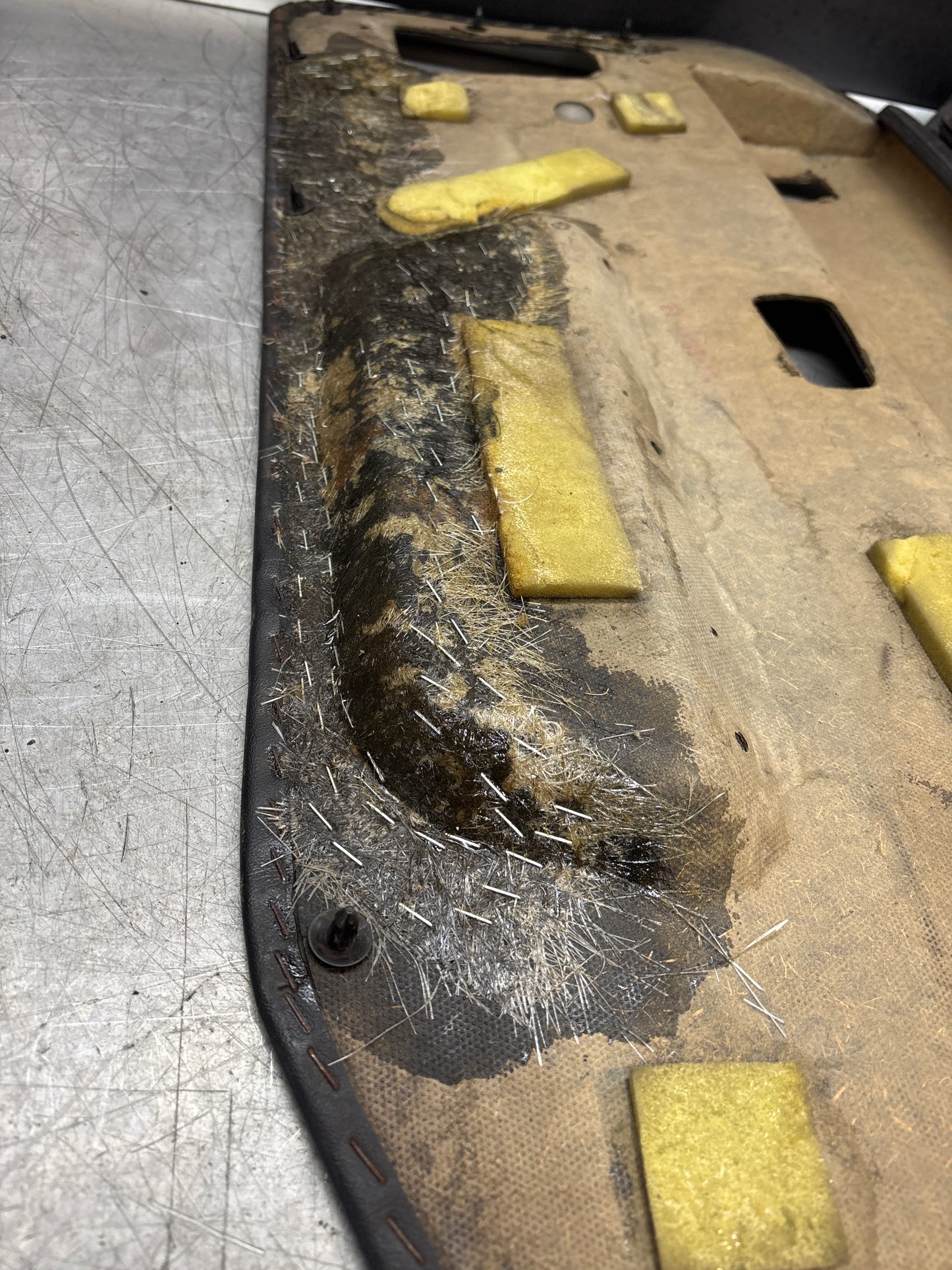 Porsche 924 944 -85.5 pair of Used RHD black door cards, 478867011 / 478867012