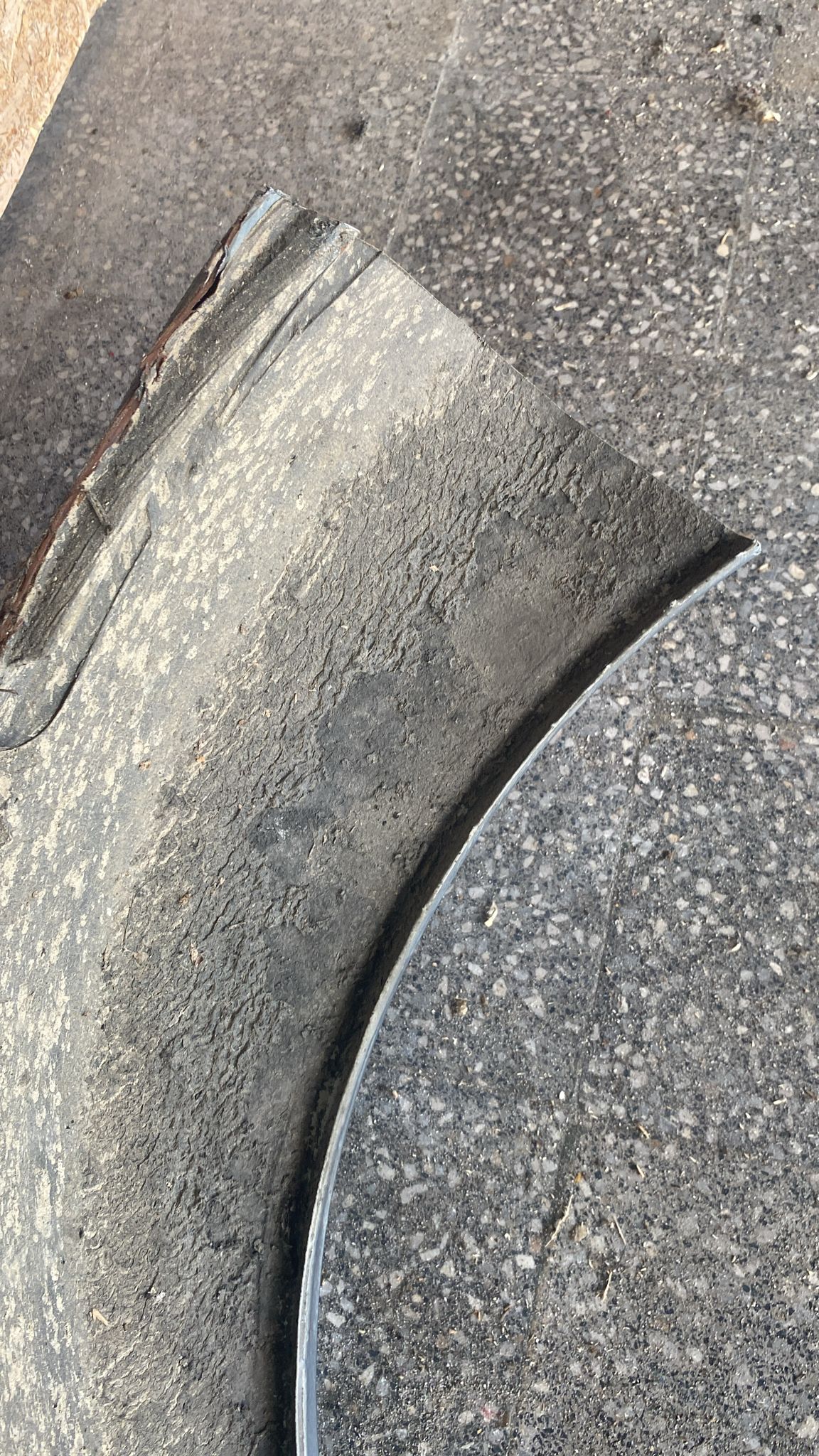 Porsche 944 left side cut, rear fender 94450390303,