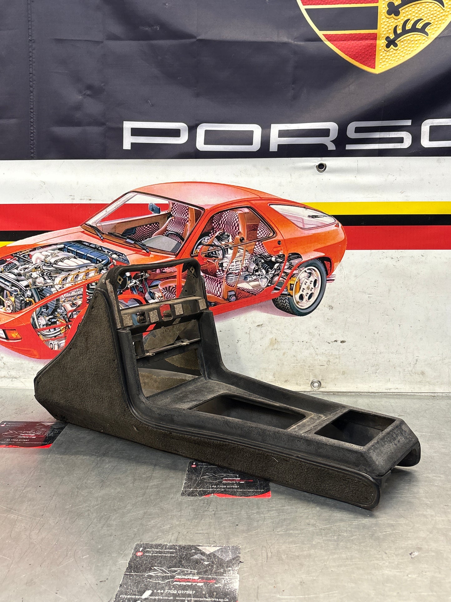 Porsche 924 centre console black, no switch holes 477857951 / 477857969 used