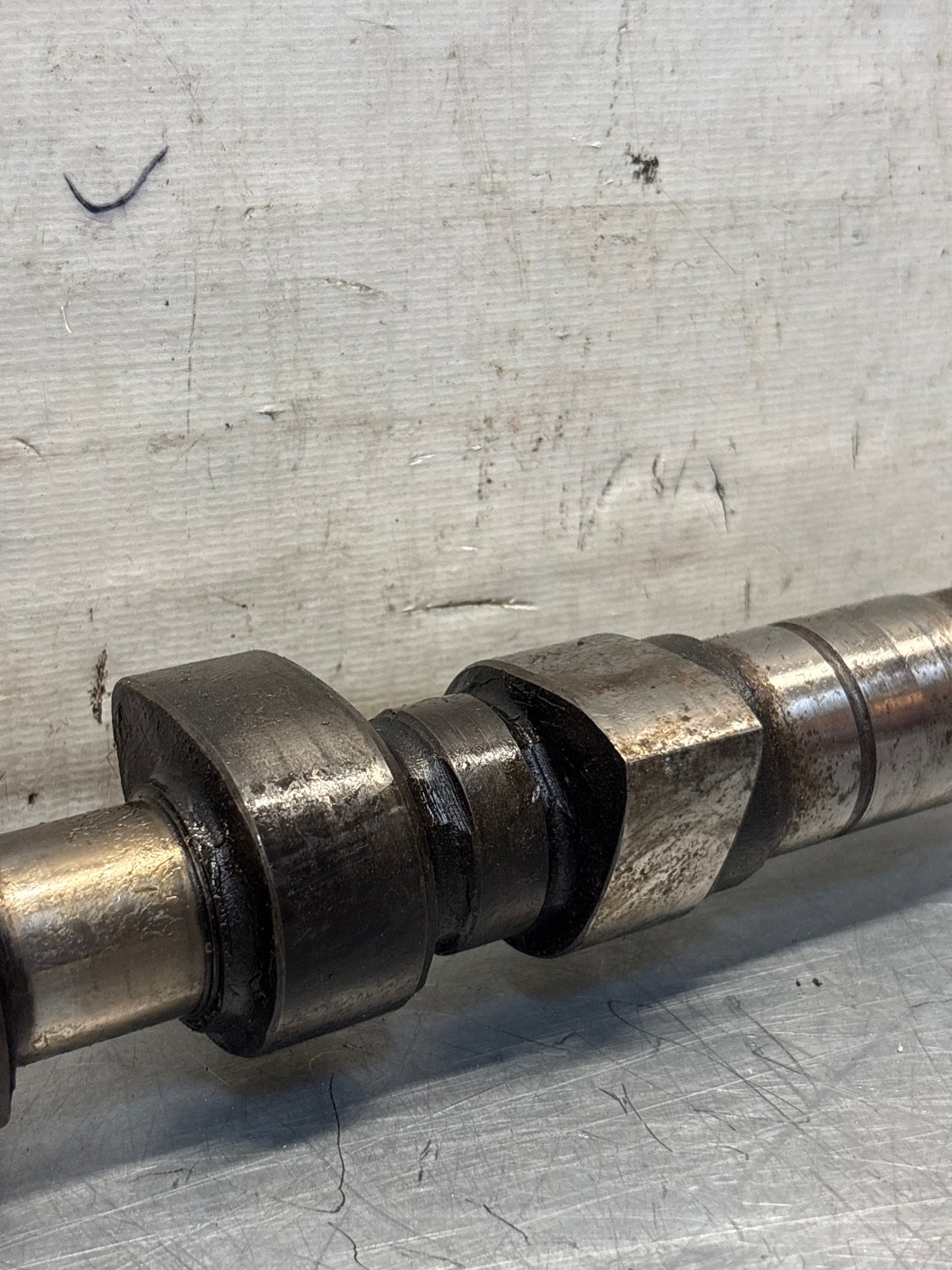 Porsche 924 / 924 Turbo camshaft 046109021 used