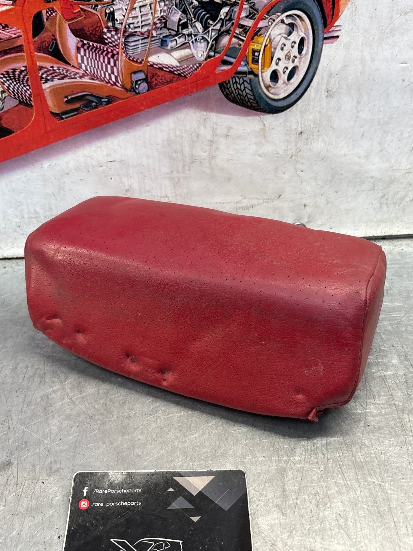 Porsche 928 rear left seat upper cushion, leather, can-can red, used 92852204550