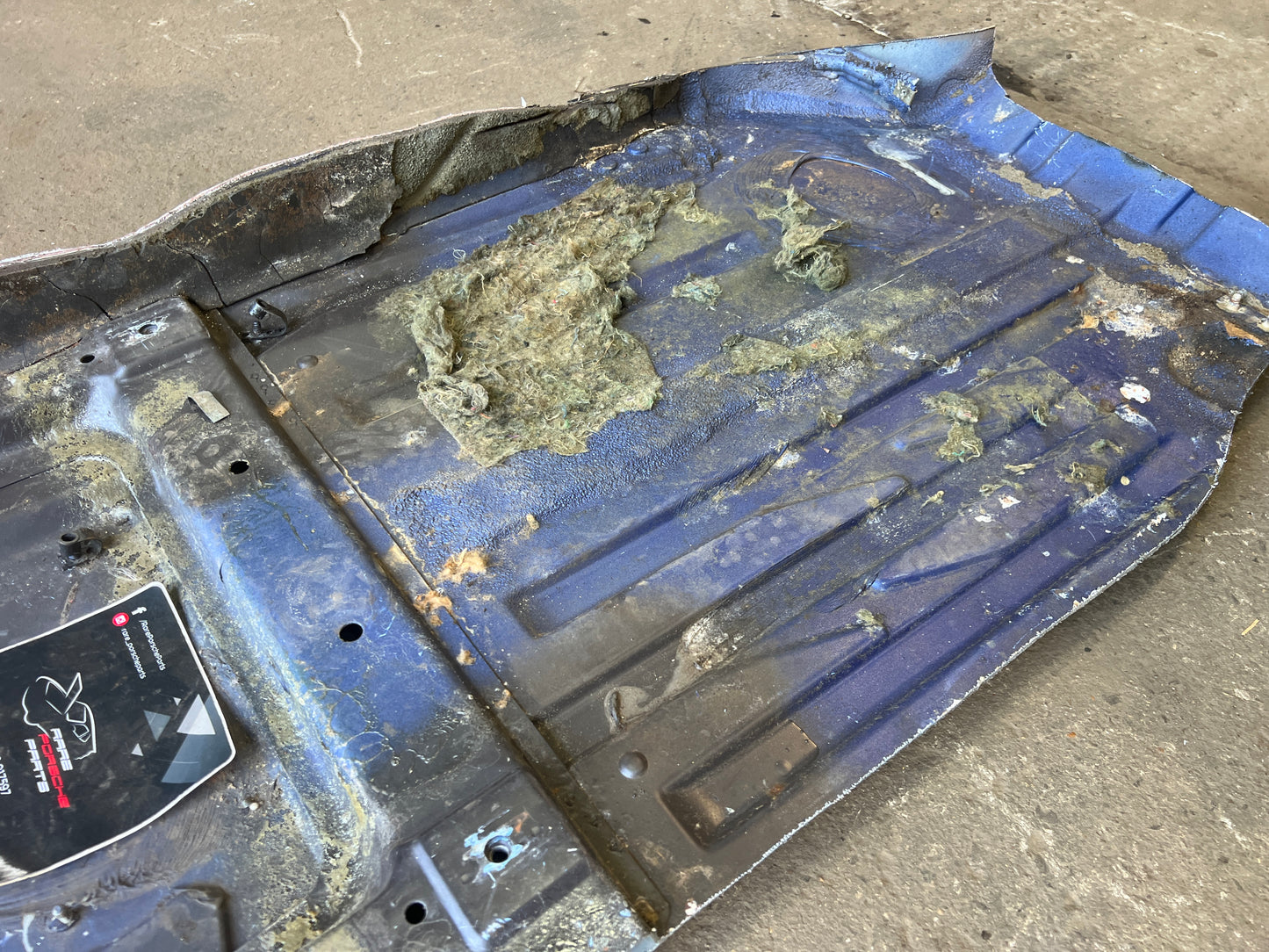 Porsche 944 S2 floor pan left  side 94450150100 spares or repair RHD