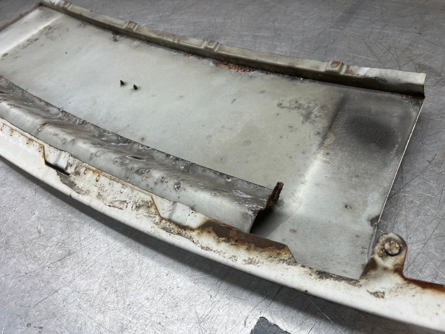 Porsche 944 S2 Turbo front badge panel used 95150303300