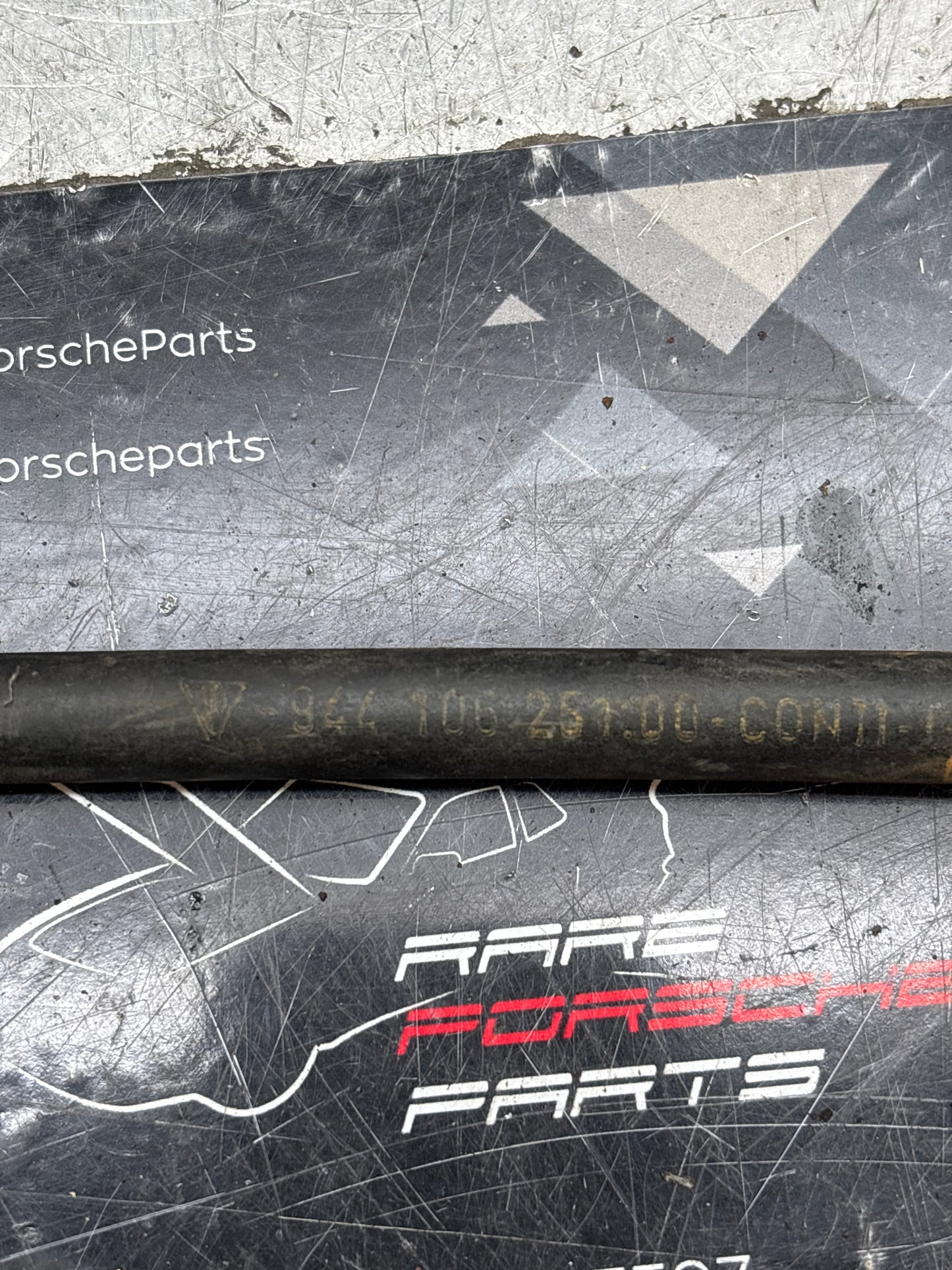 Porsche 924S 944 968 expansion tank overflow hose 94410625100 used