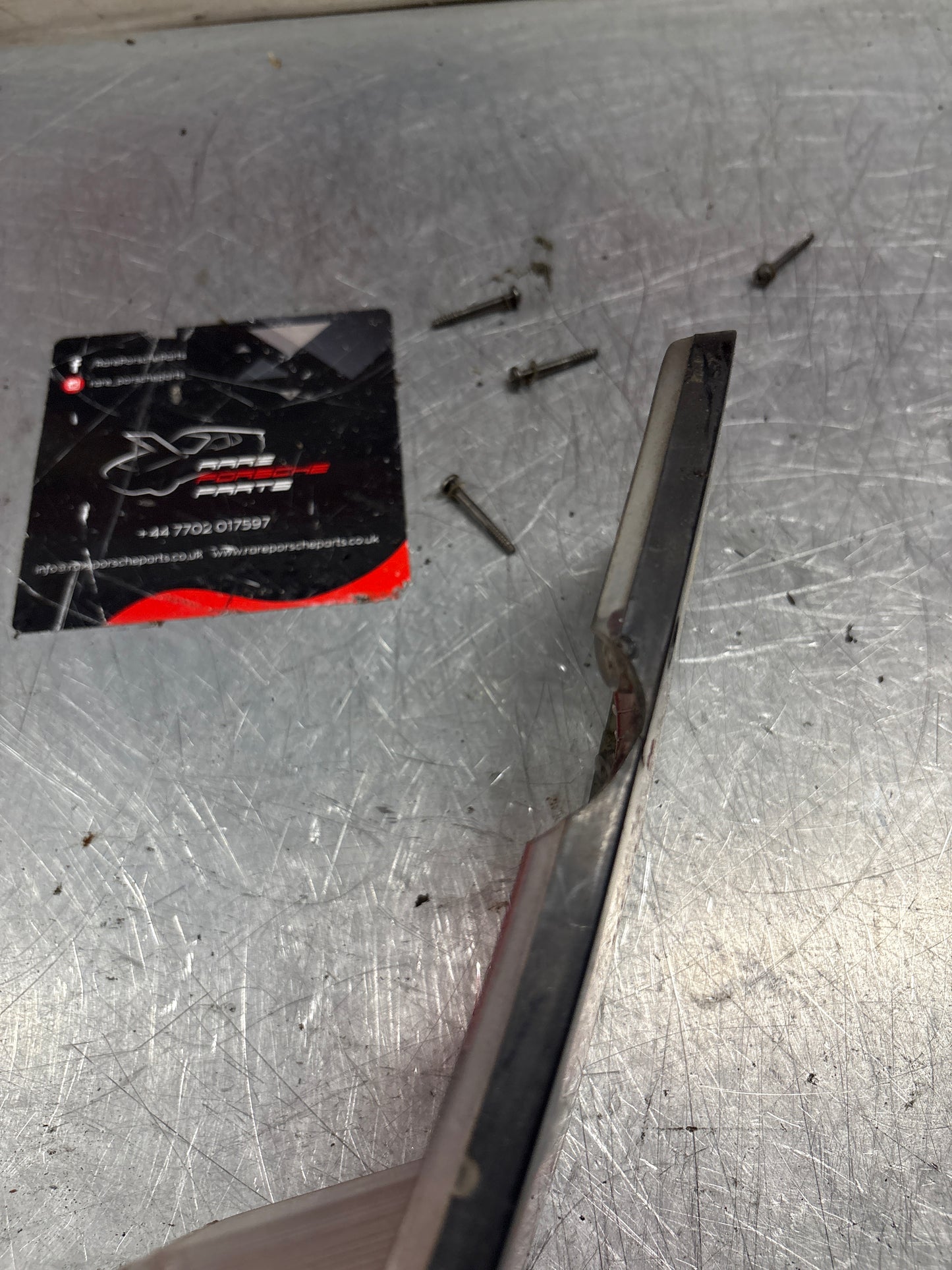 Porsche 928 rear light lens, left 92863140301, used