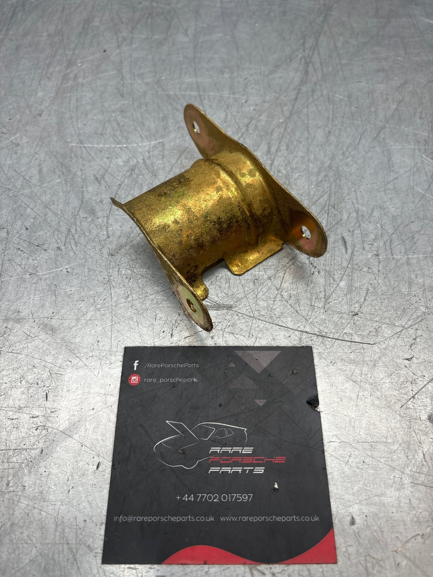 Supporto staffa pompa carburante Porsche 924 944. usato