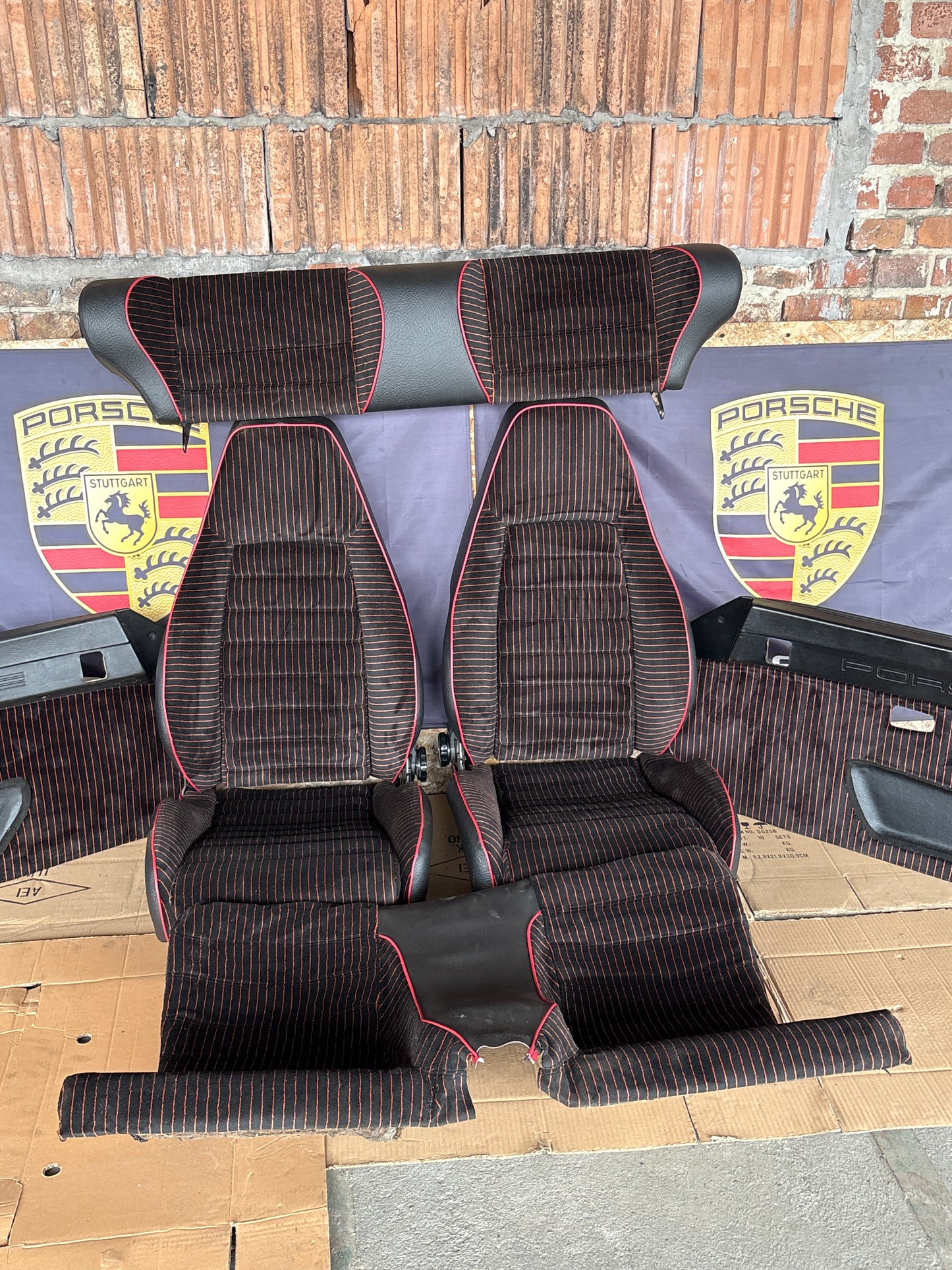 Porsche 924 Carrera GT Seat set with door cards, refurbished