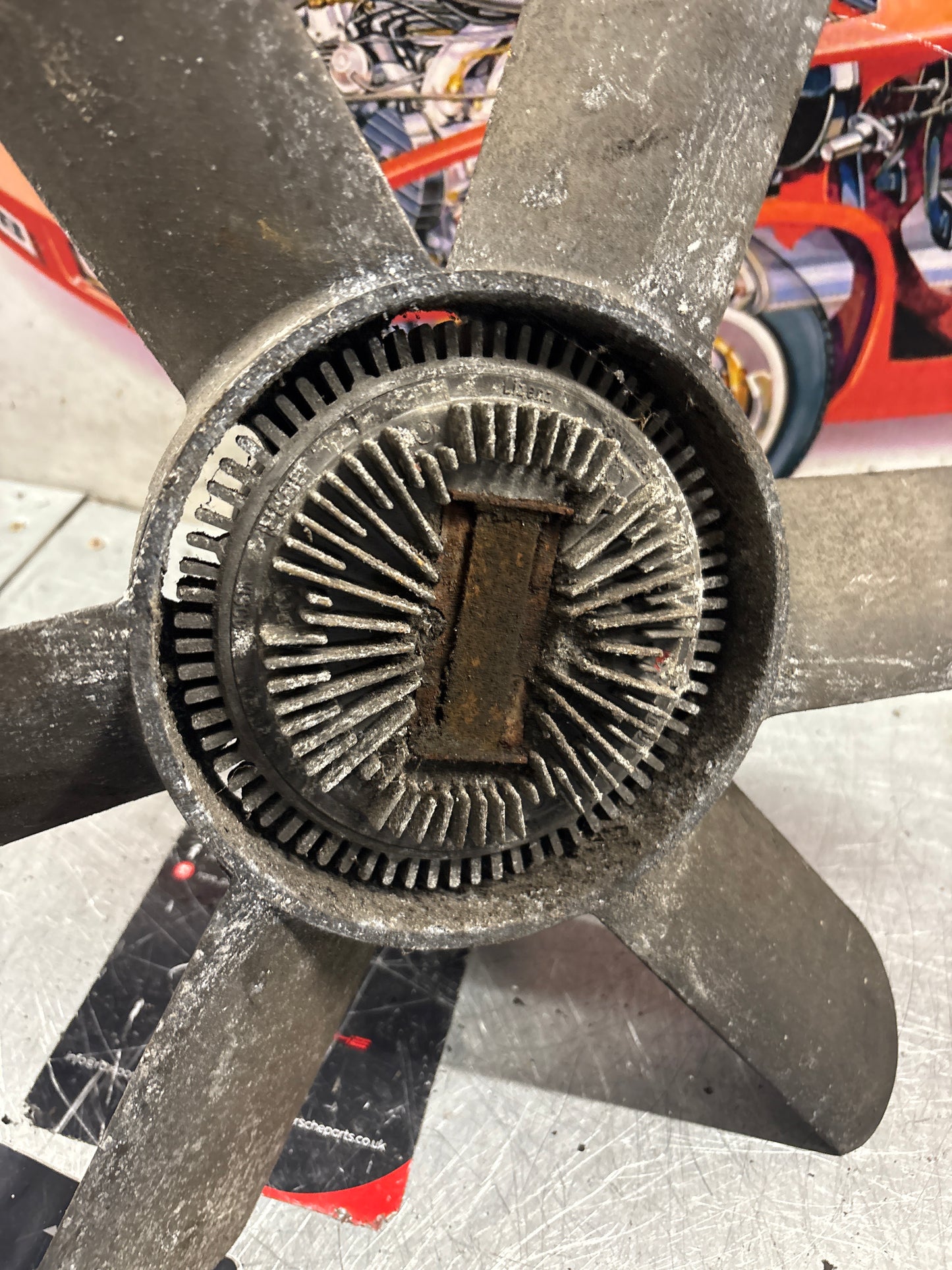 Porsche 928 Engine cooling viscous fan with bracket used 92810613701, 9281061101R