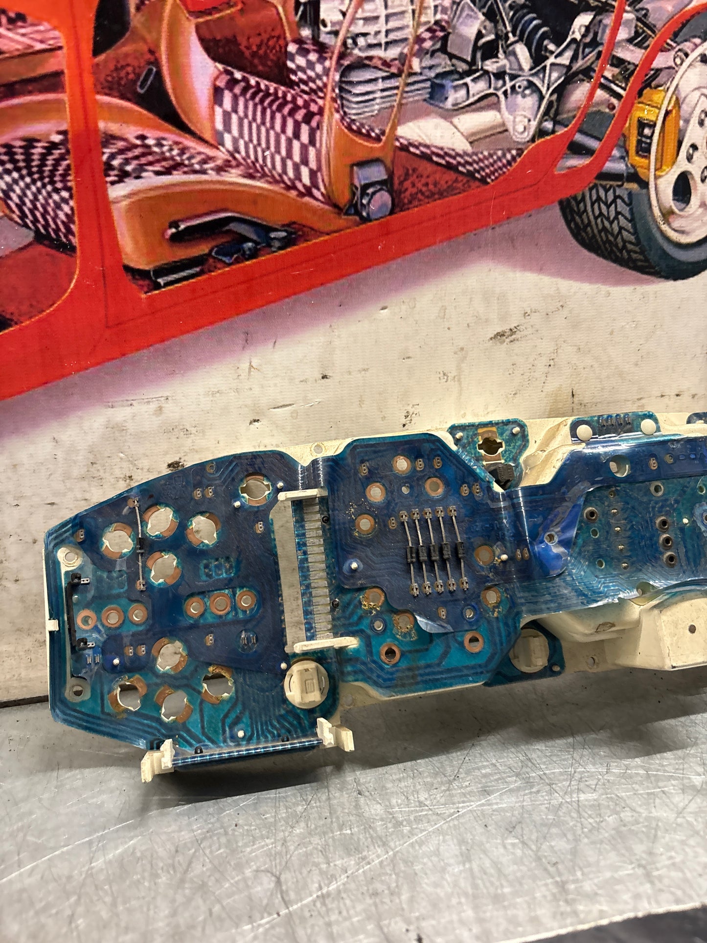 Porsche 928 instrument cluster circiut board, used VDO number: X15-1208034 / 88 481 487