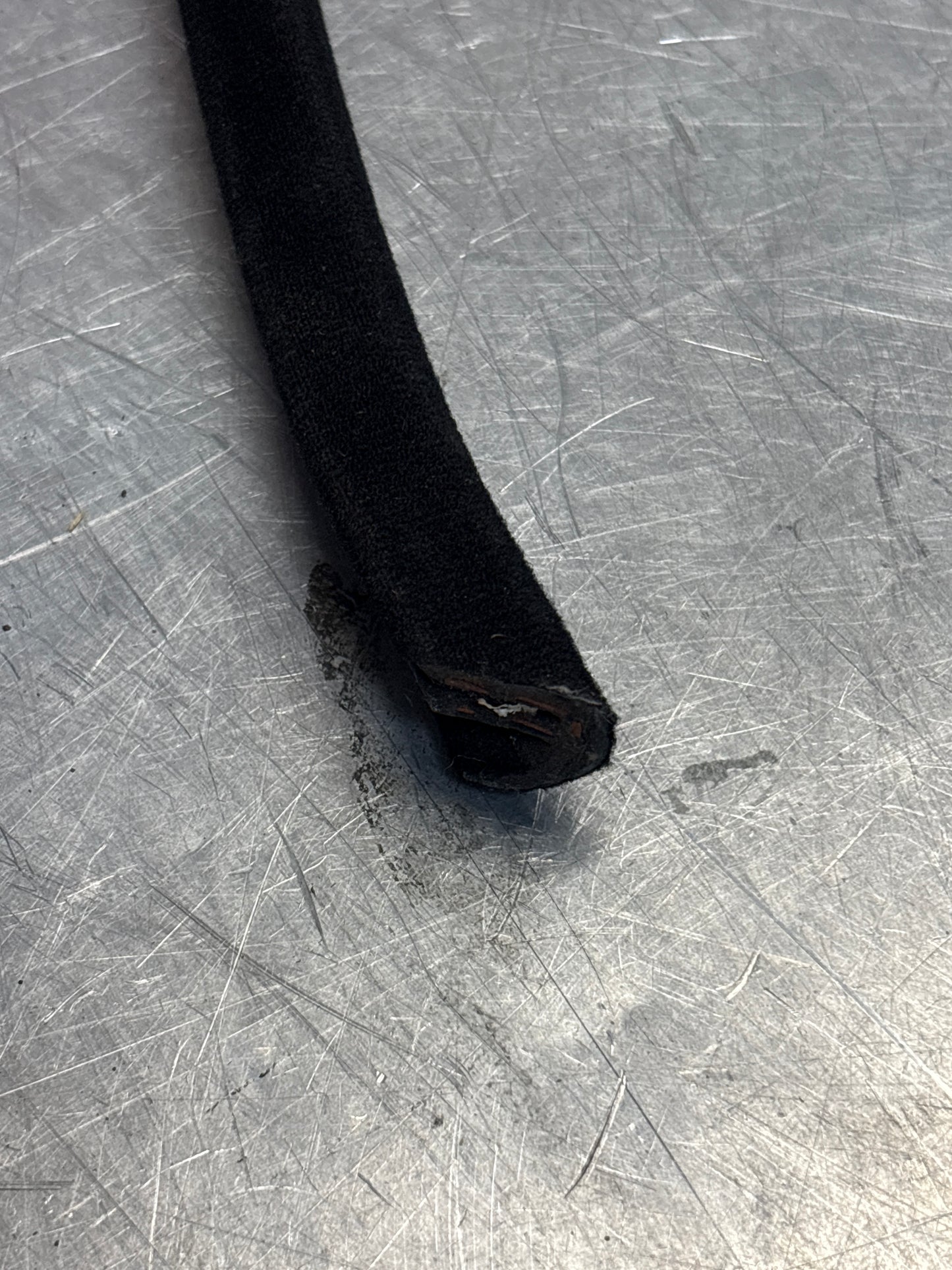 Porsche 928 Left side B pillar frame seal, used 92855557902