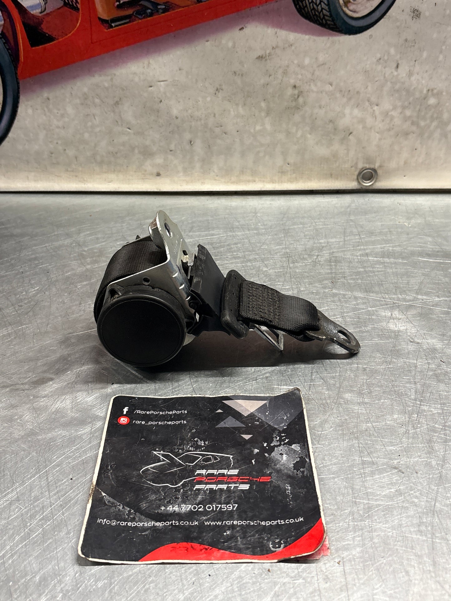 Porsche 911 996 rear right seatbelt, used 99680303607