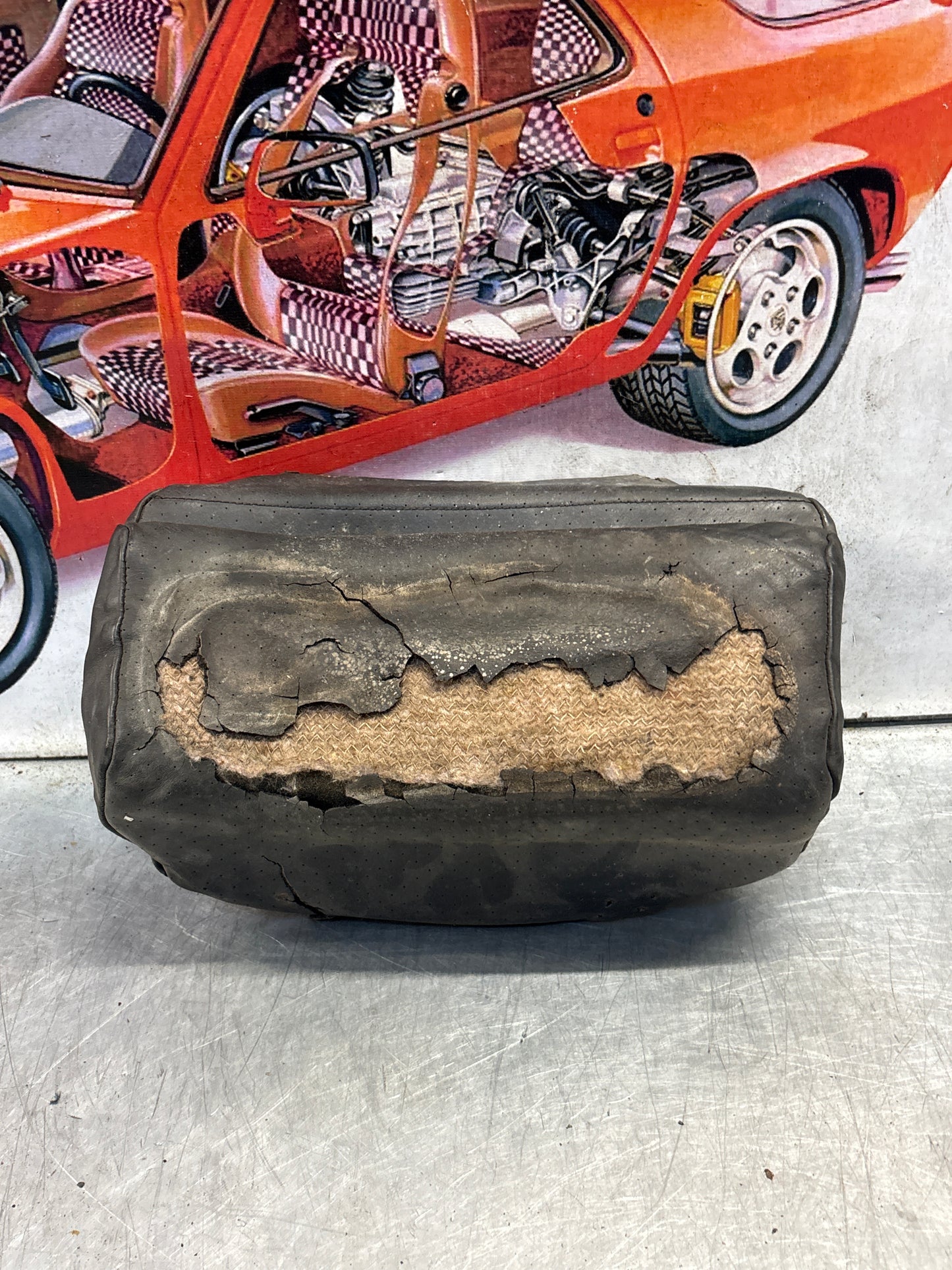 Porsche 928 rear right seat centre cushion, leather, black, used 92852208851