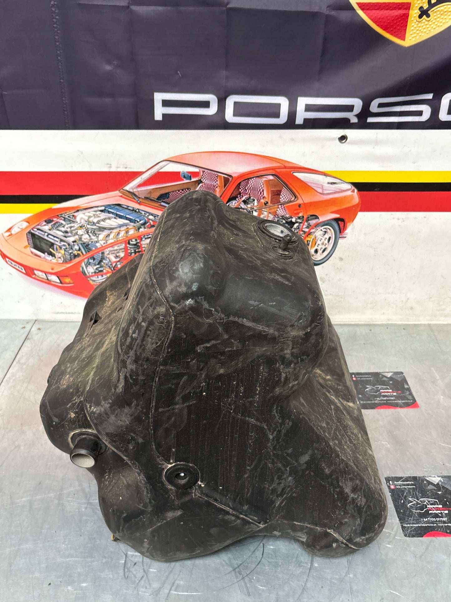 Porsche 911 993 964 RHD fuel tank, used 99320102200
