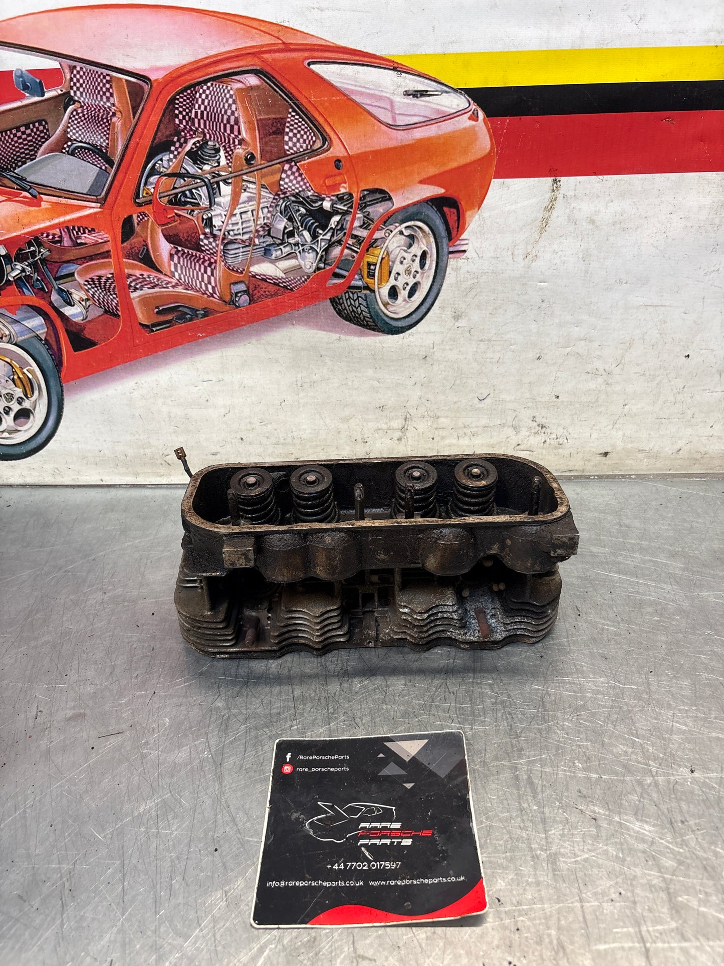 Porsche 914, cylinder head, right side, used 021101371Q