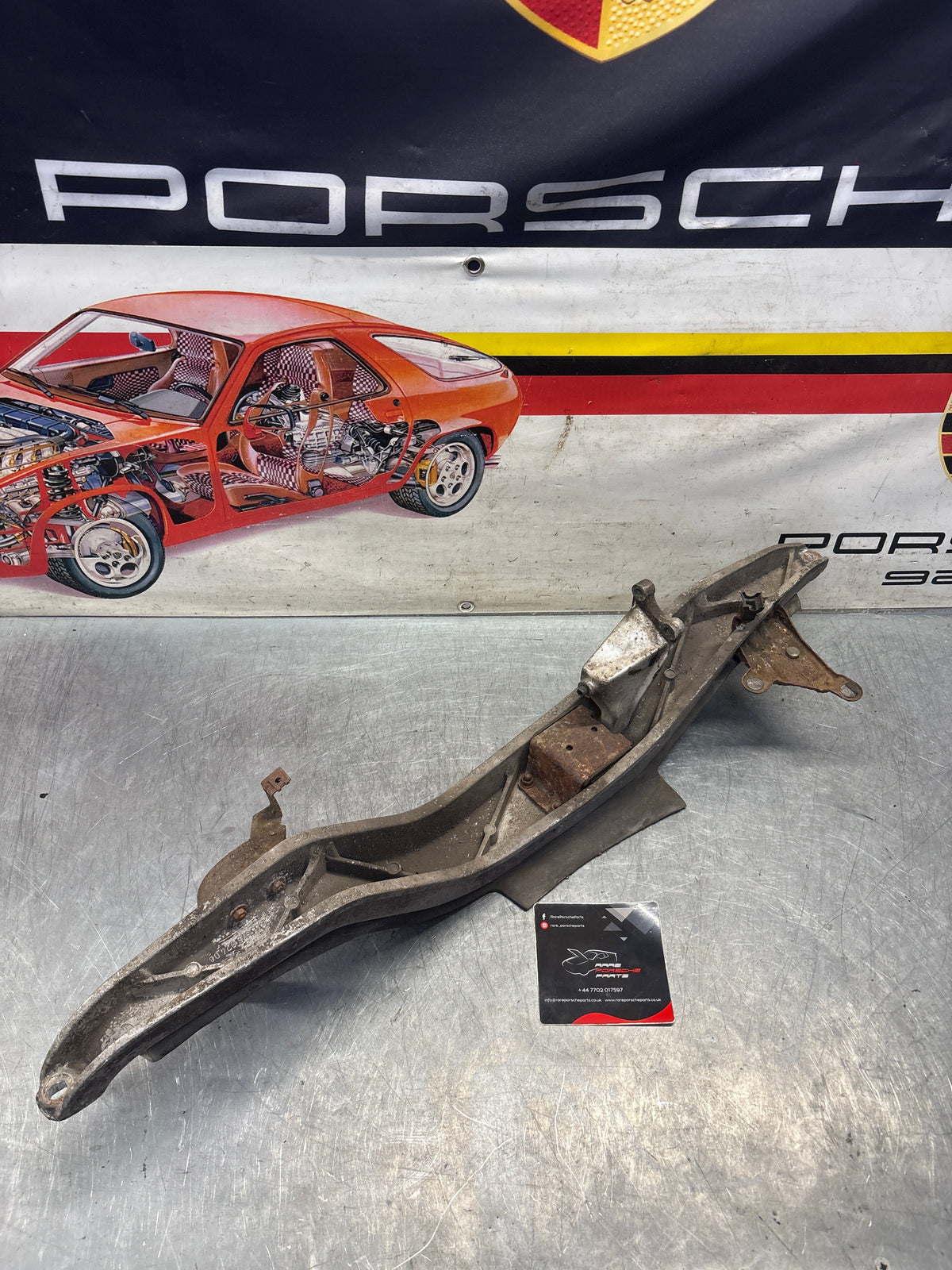 Porsche 968 transmission carrier, used 94437502406