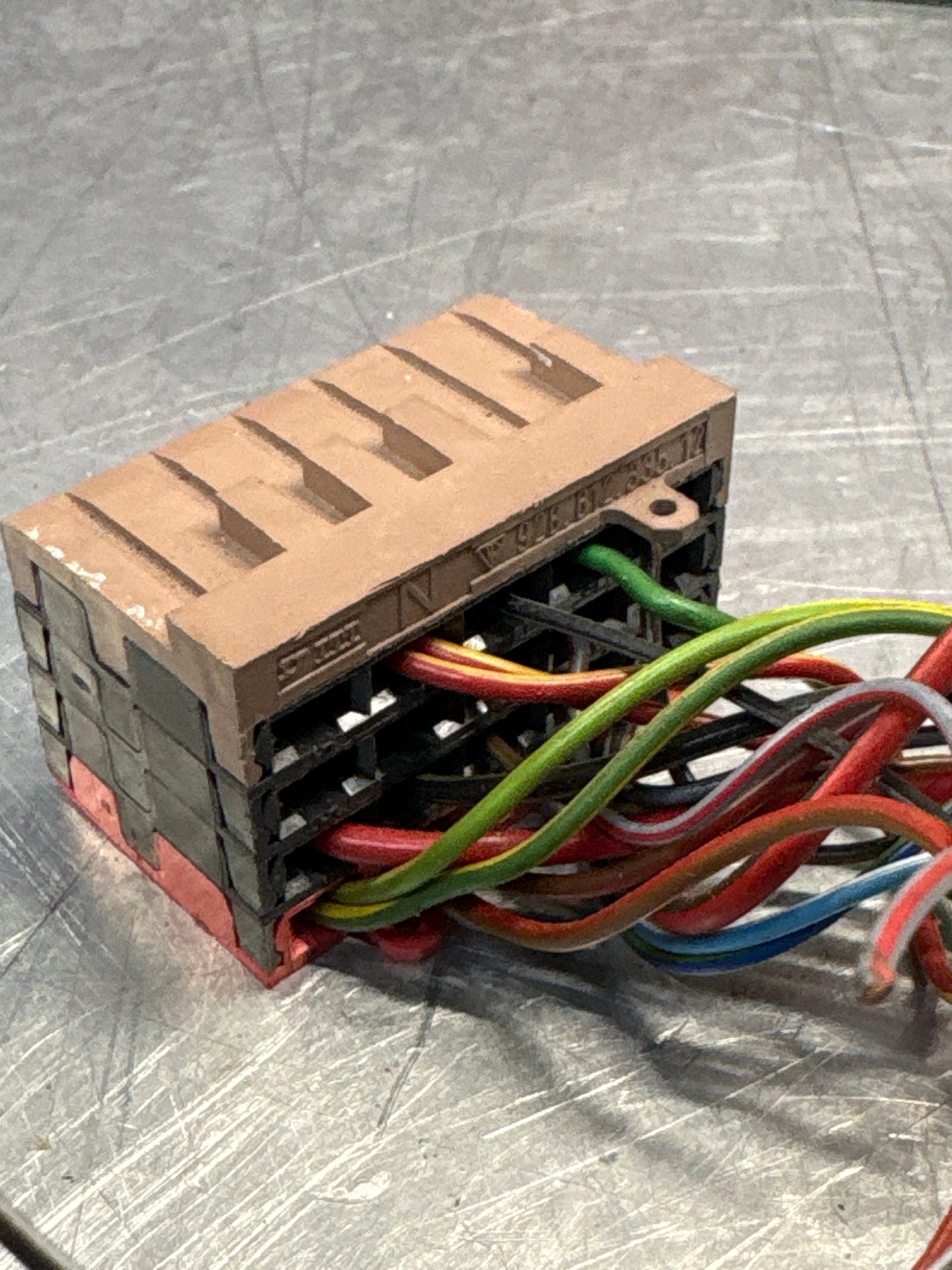 Porsche 944 85.5- fuse box pigtail, used brown-red 92861233512
