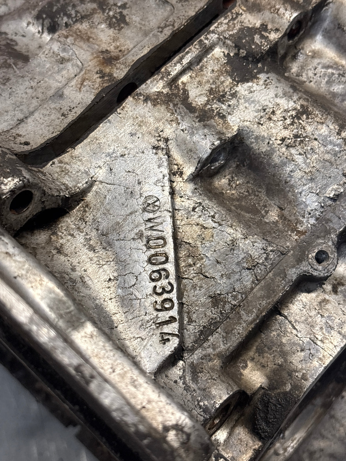 Porsche 914 1.7L engine case, used W0063914