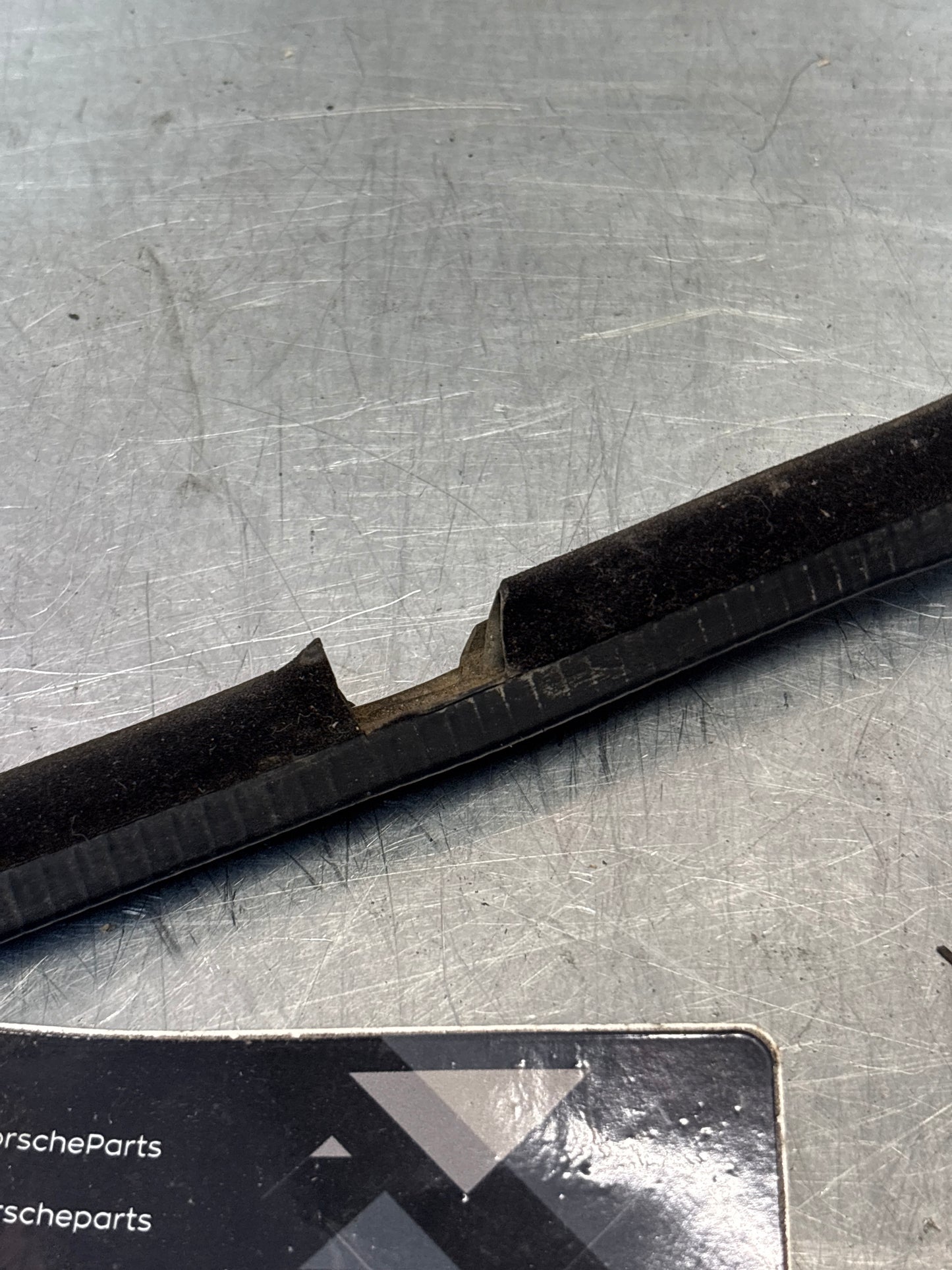 Porsche 944 cabrio inner door seal, right, used