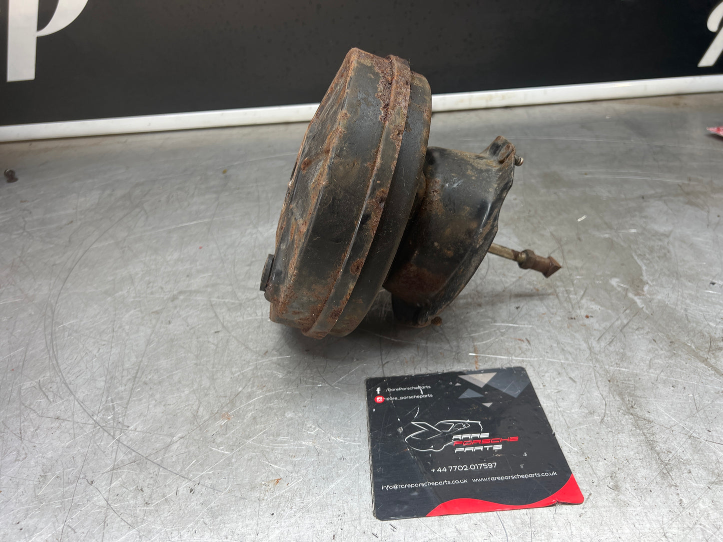Porsche 944 brake booster, used 94435502502