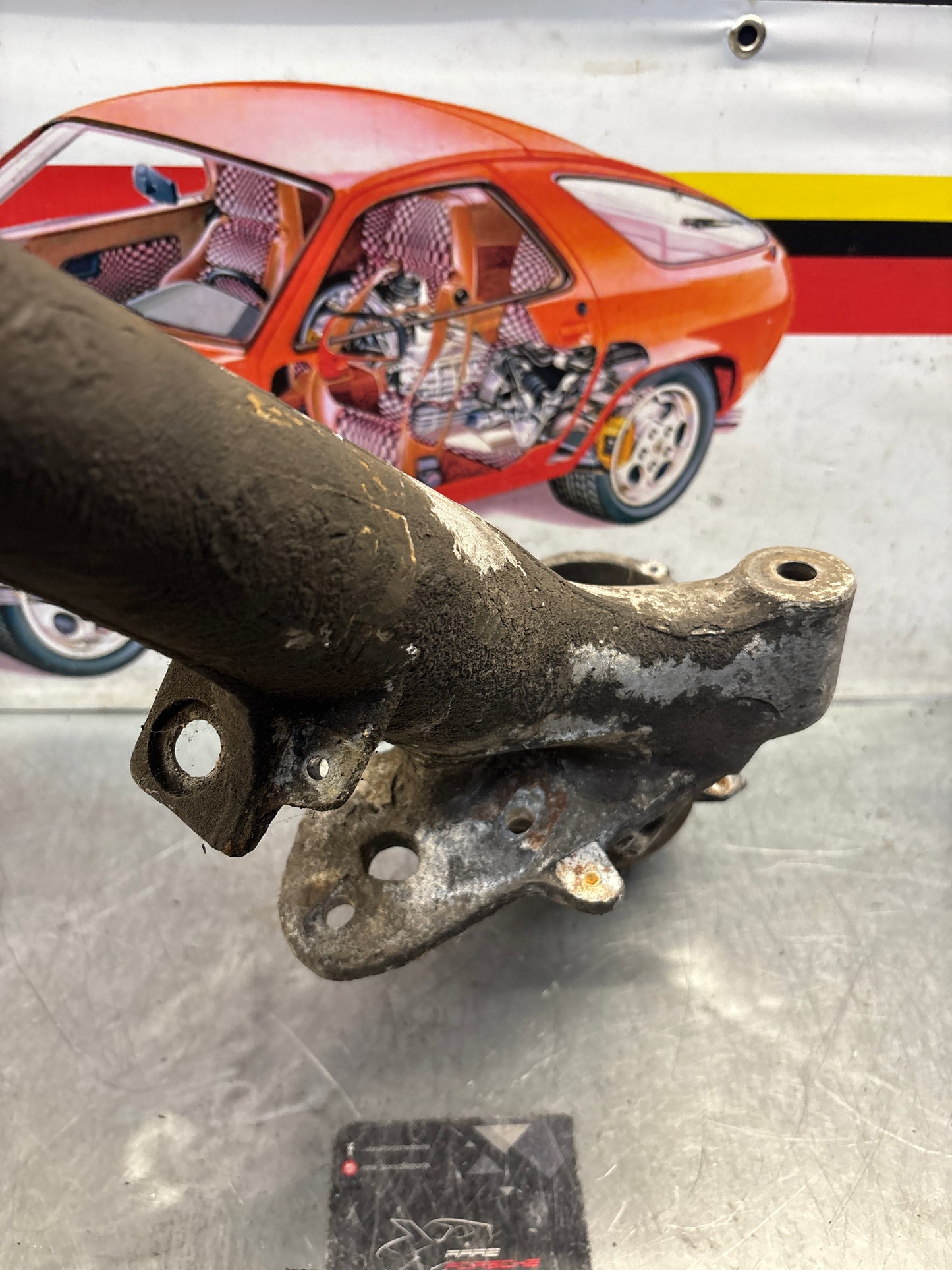 Porsche 944 alloy rear right trailing arm, used 95133151405 / 9513315144R used, with hubs