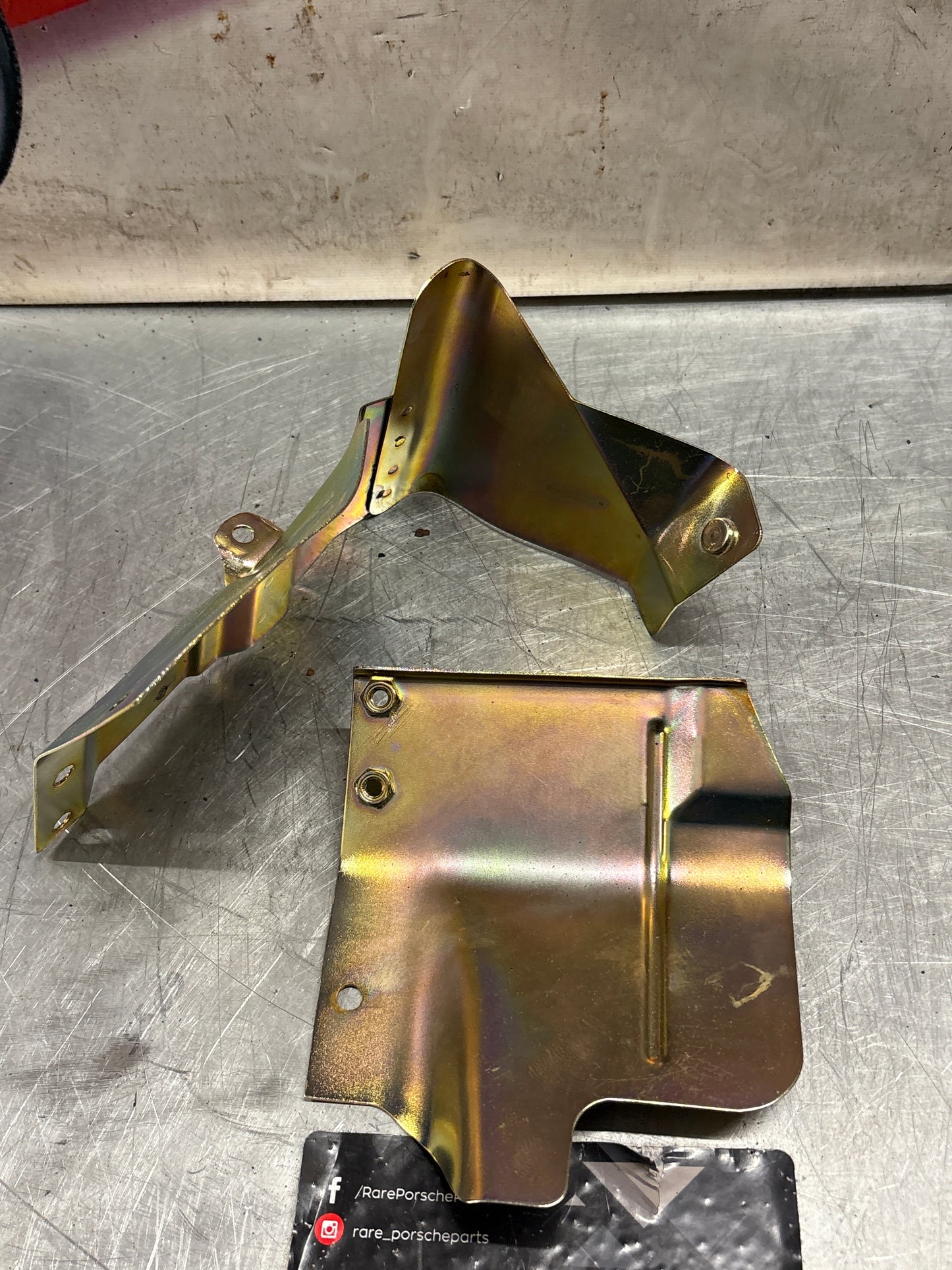 Porsche 968 / 944 S2 Oil cooler housing heat shield, used 94410705304